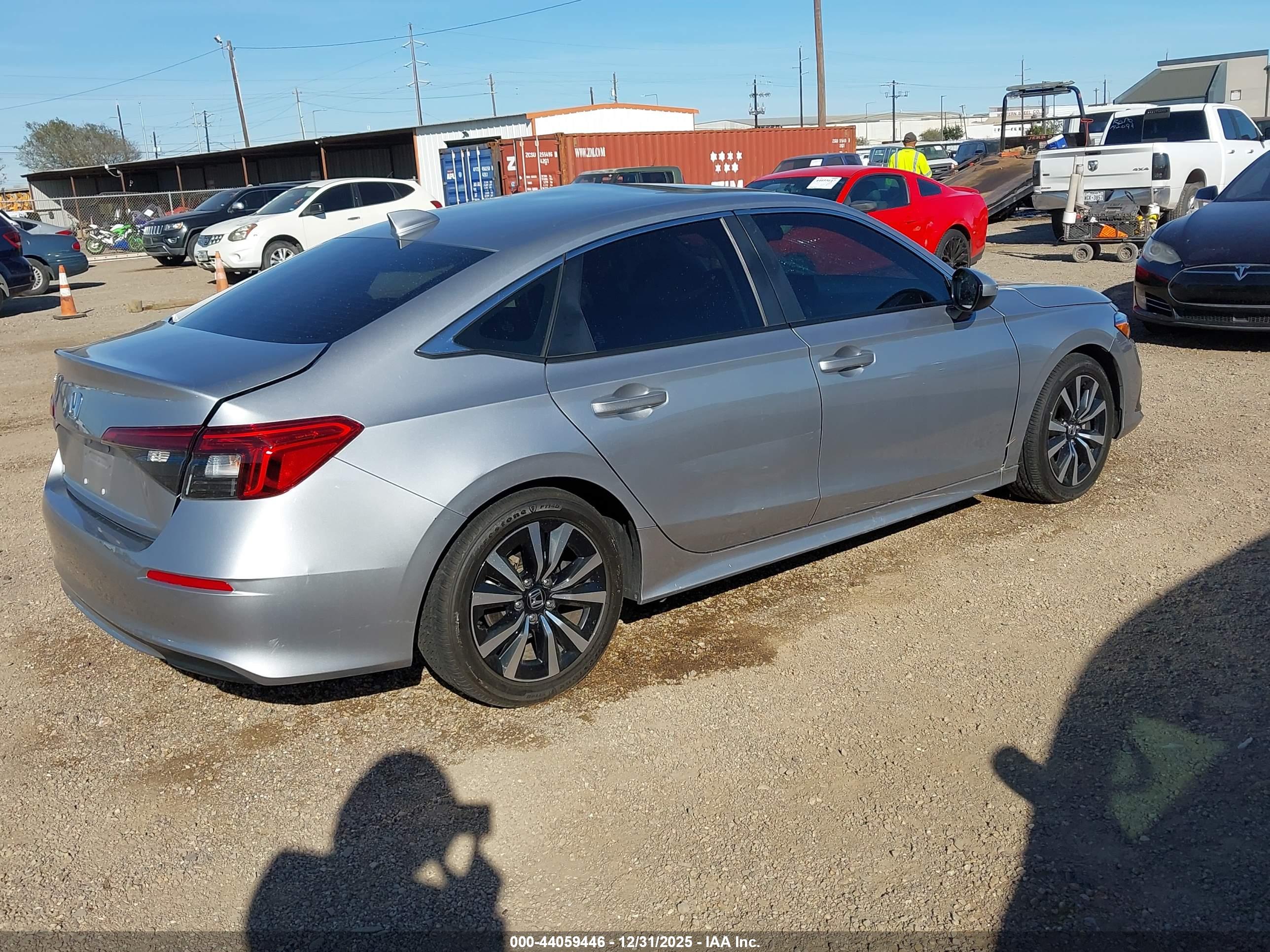 HONDA CIVIC image 4