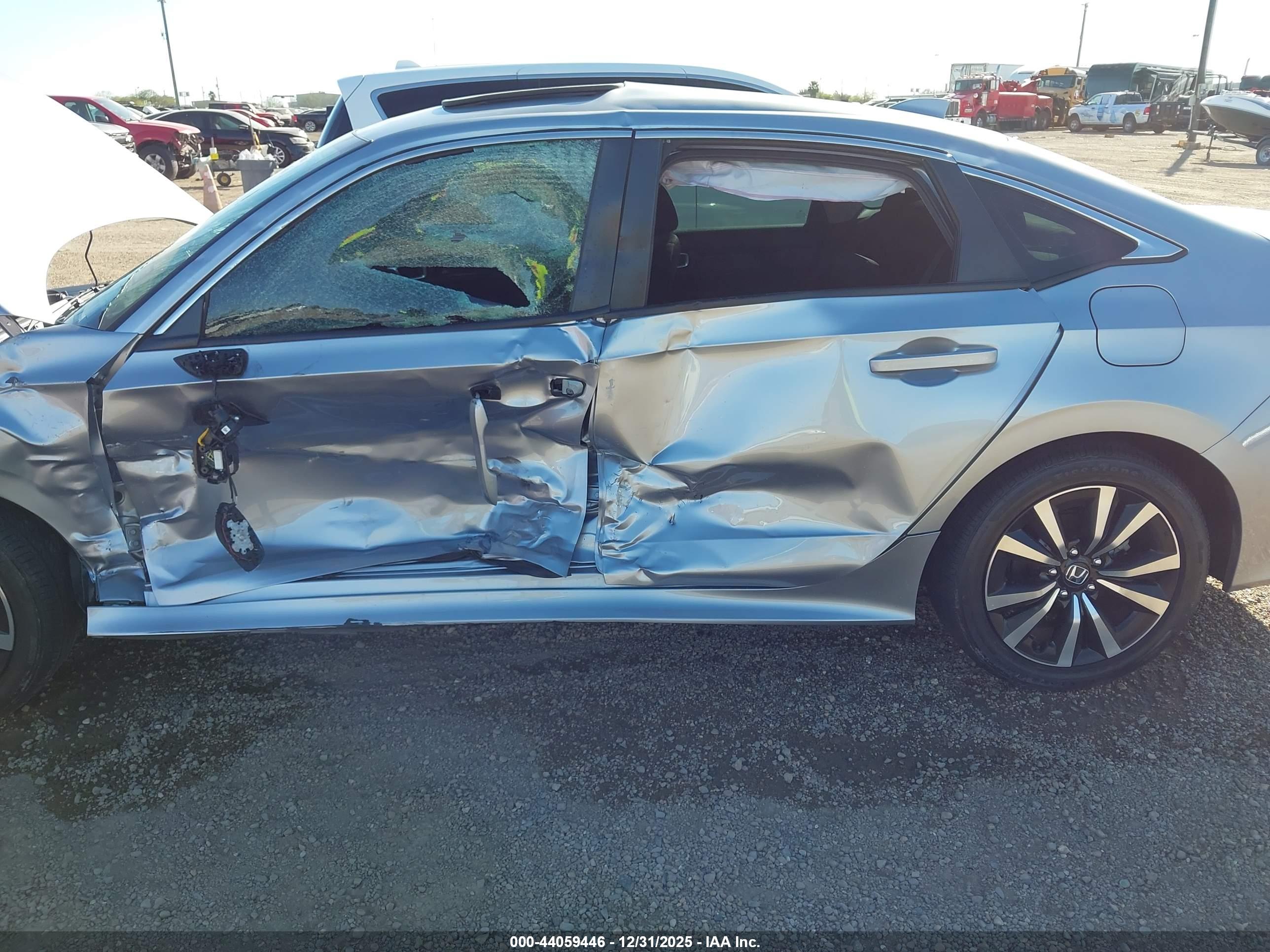 HONDA CIVIC image 6