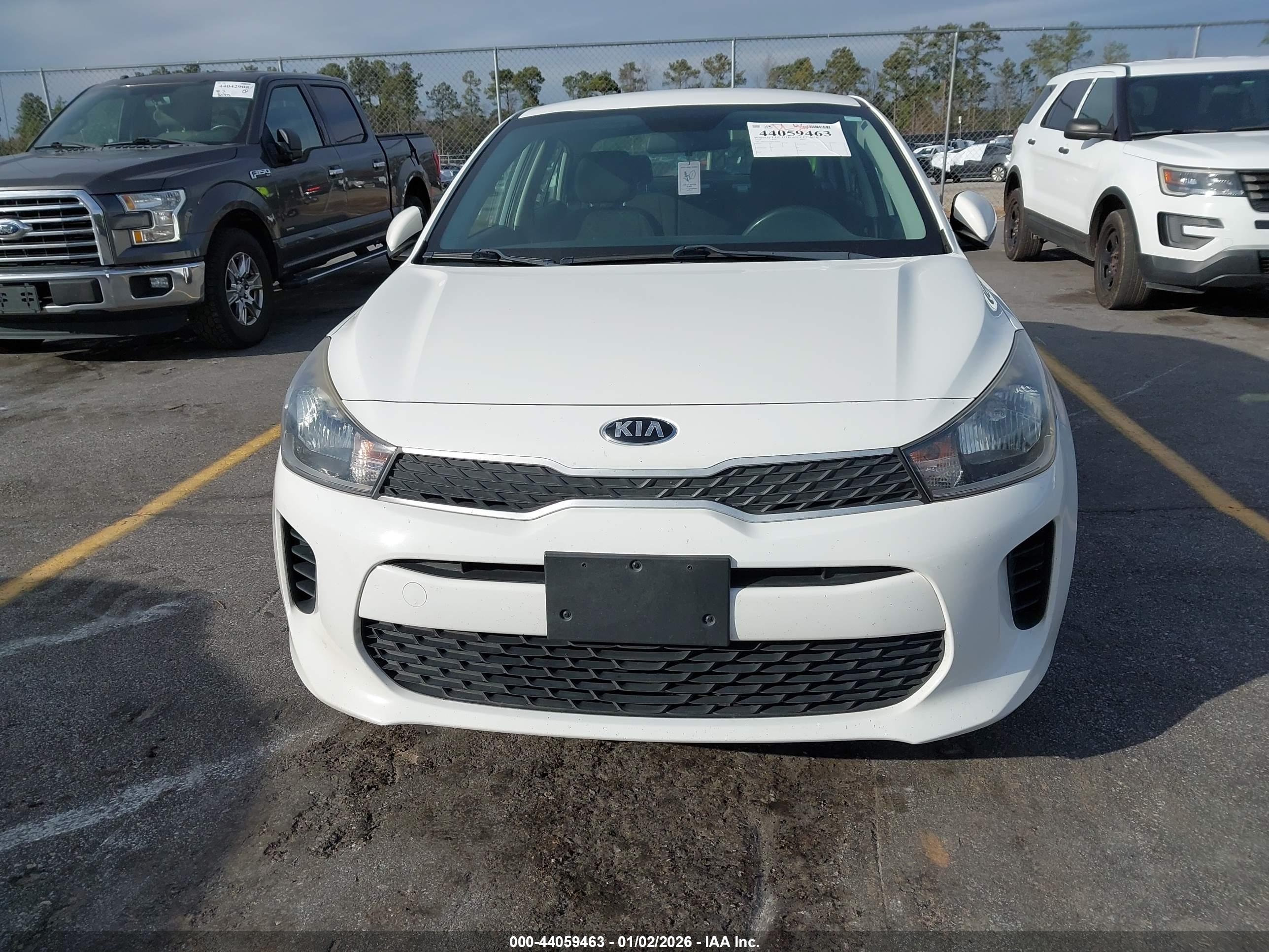KIA RIO image 6