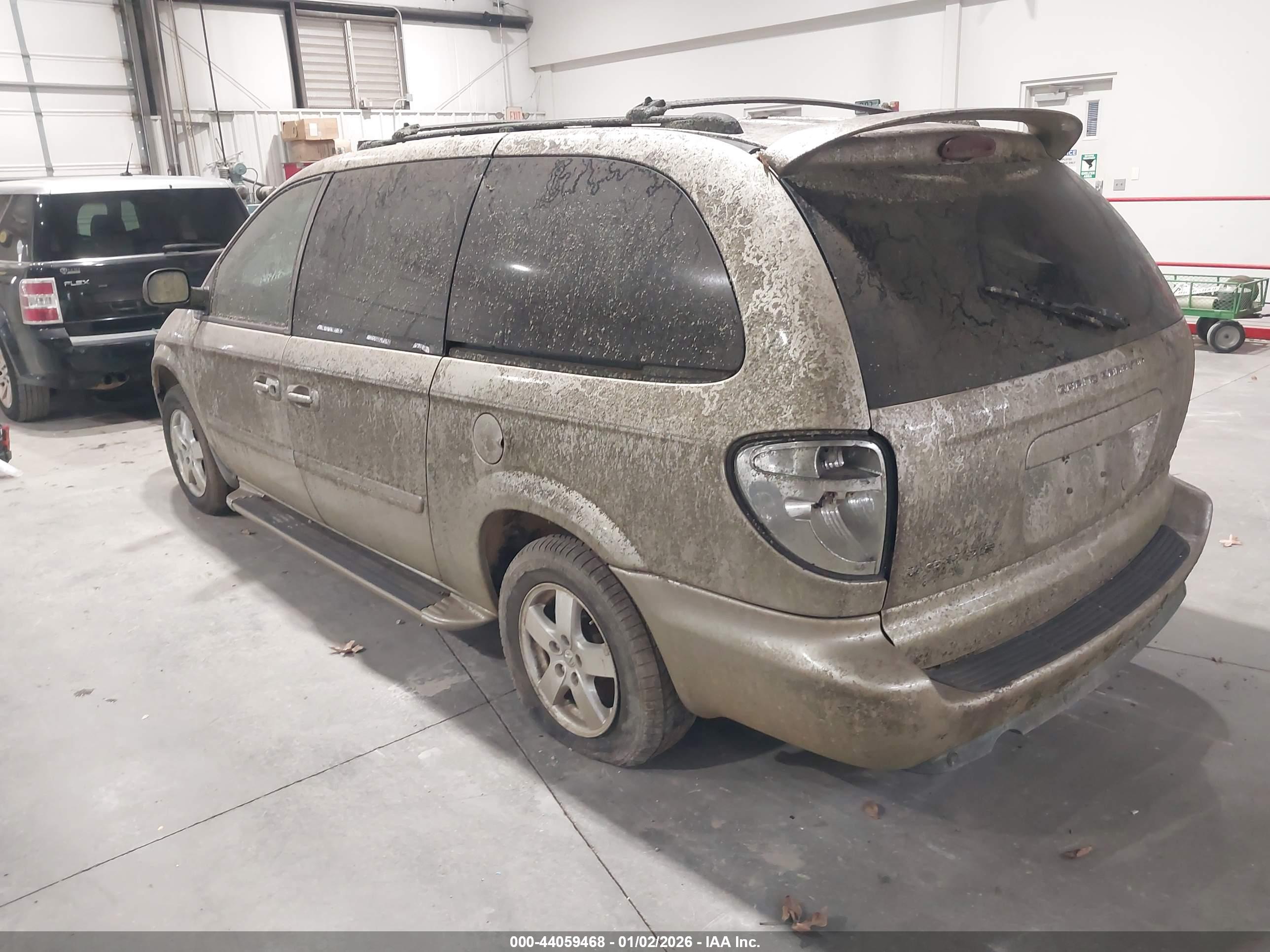 DODGE GRAND image 3