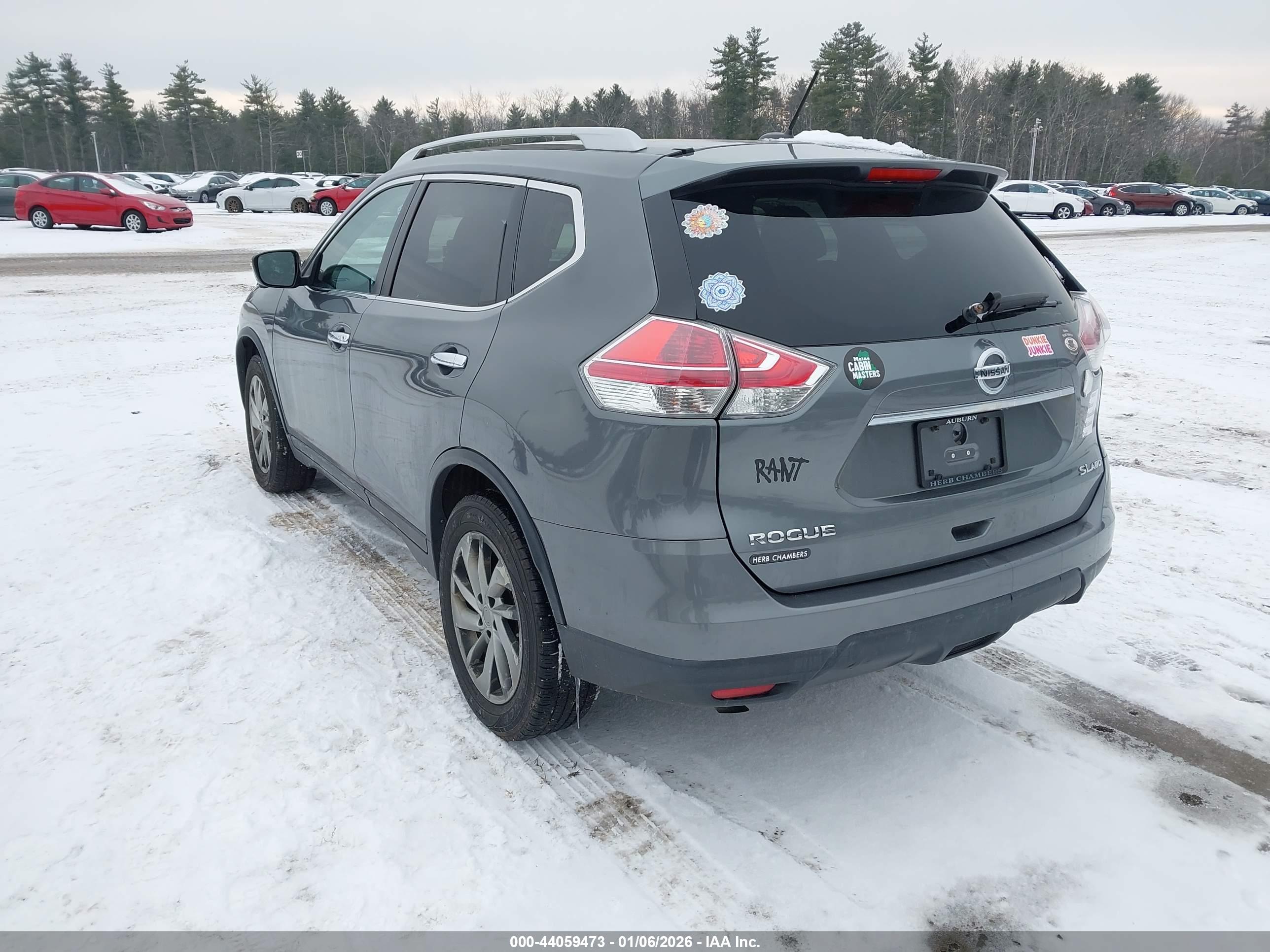 NISSAN ROGUE image 3