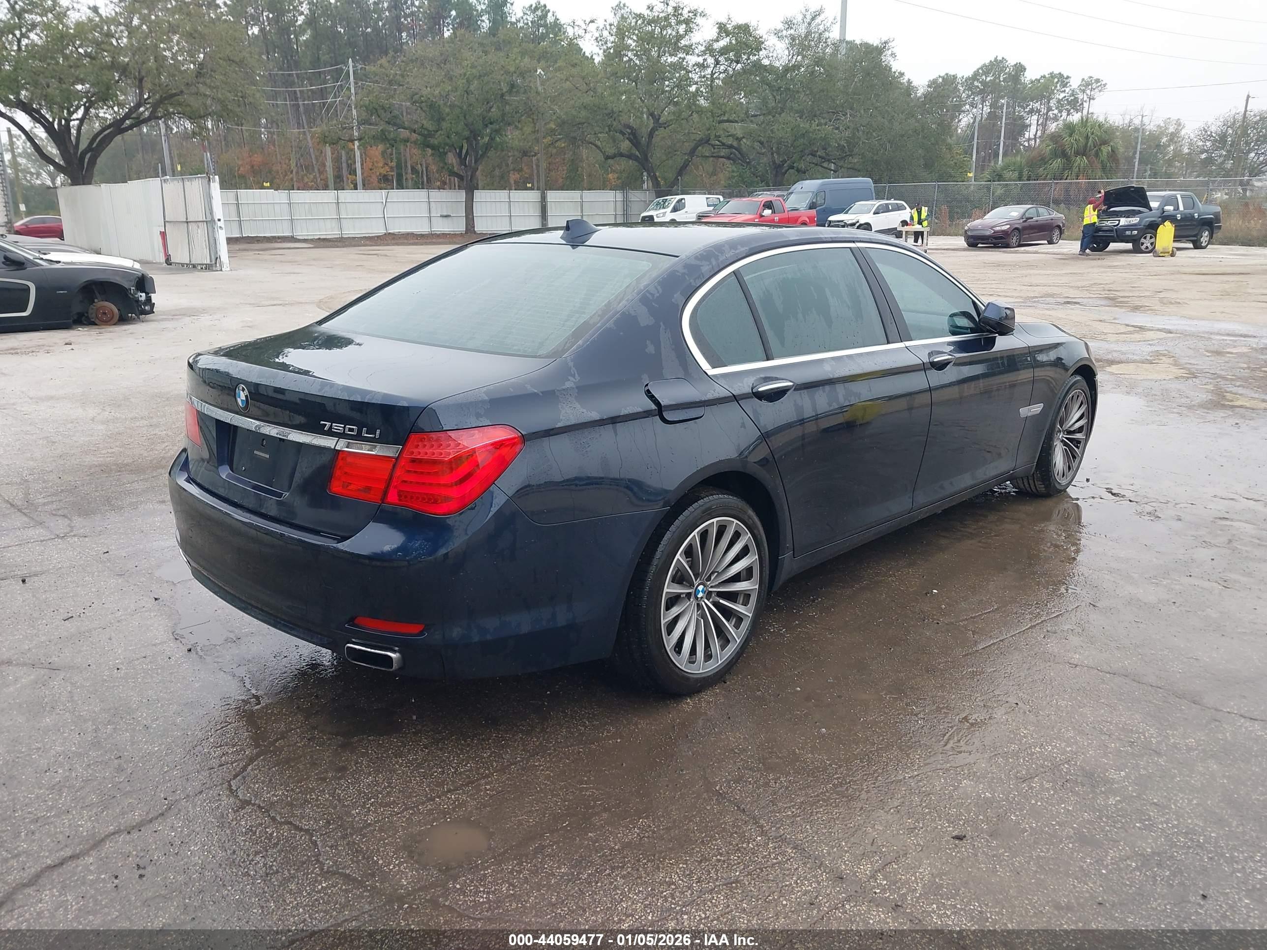 BMW 750LI image 4