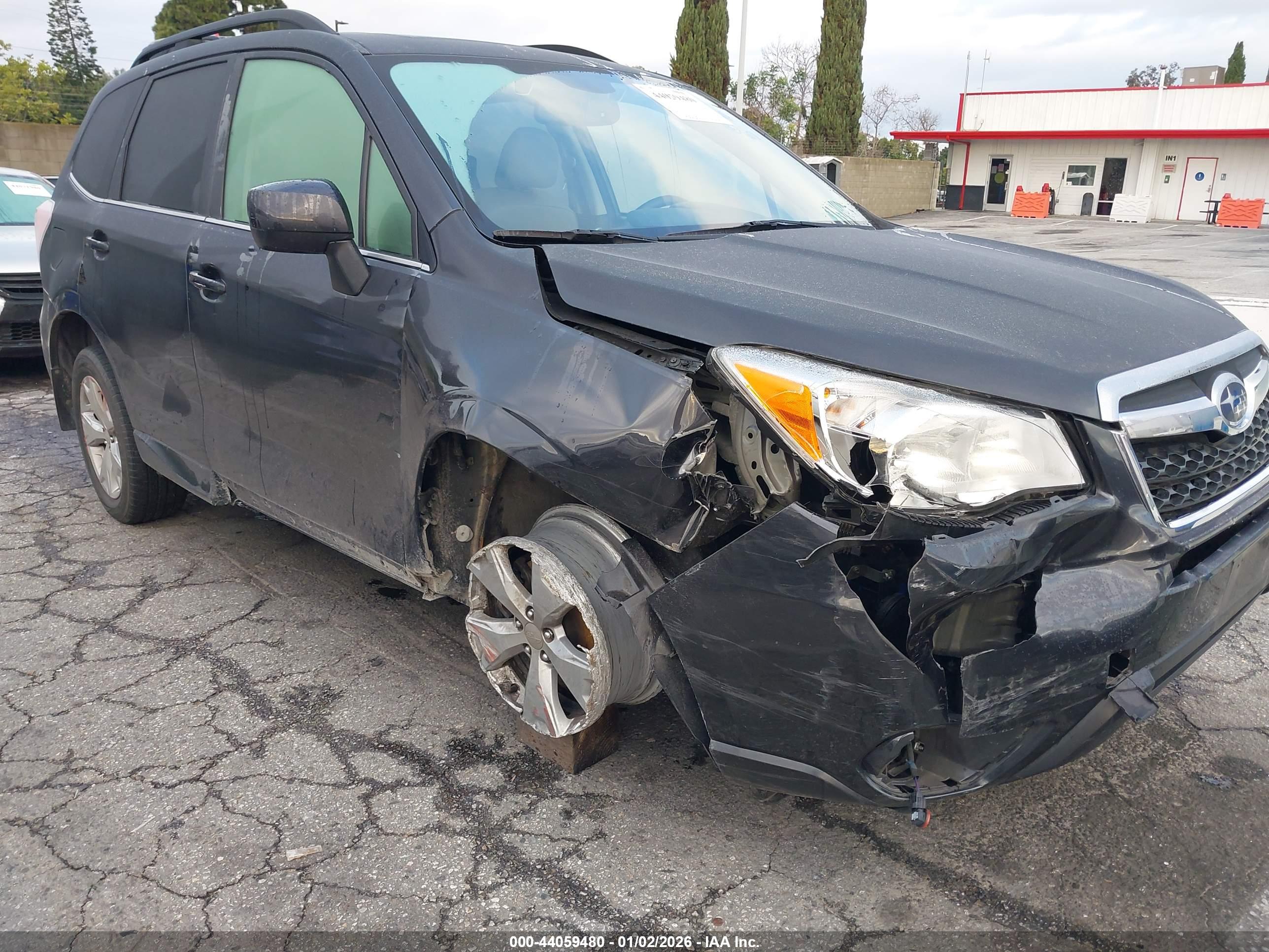 SUBARU FORESTER image 6