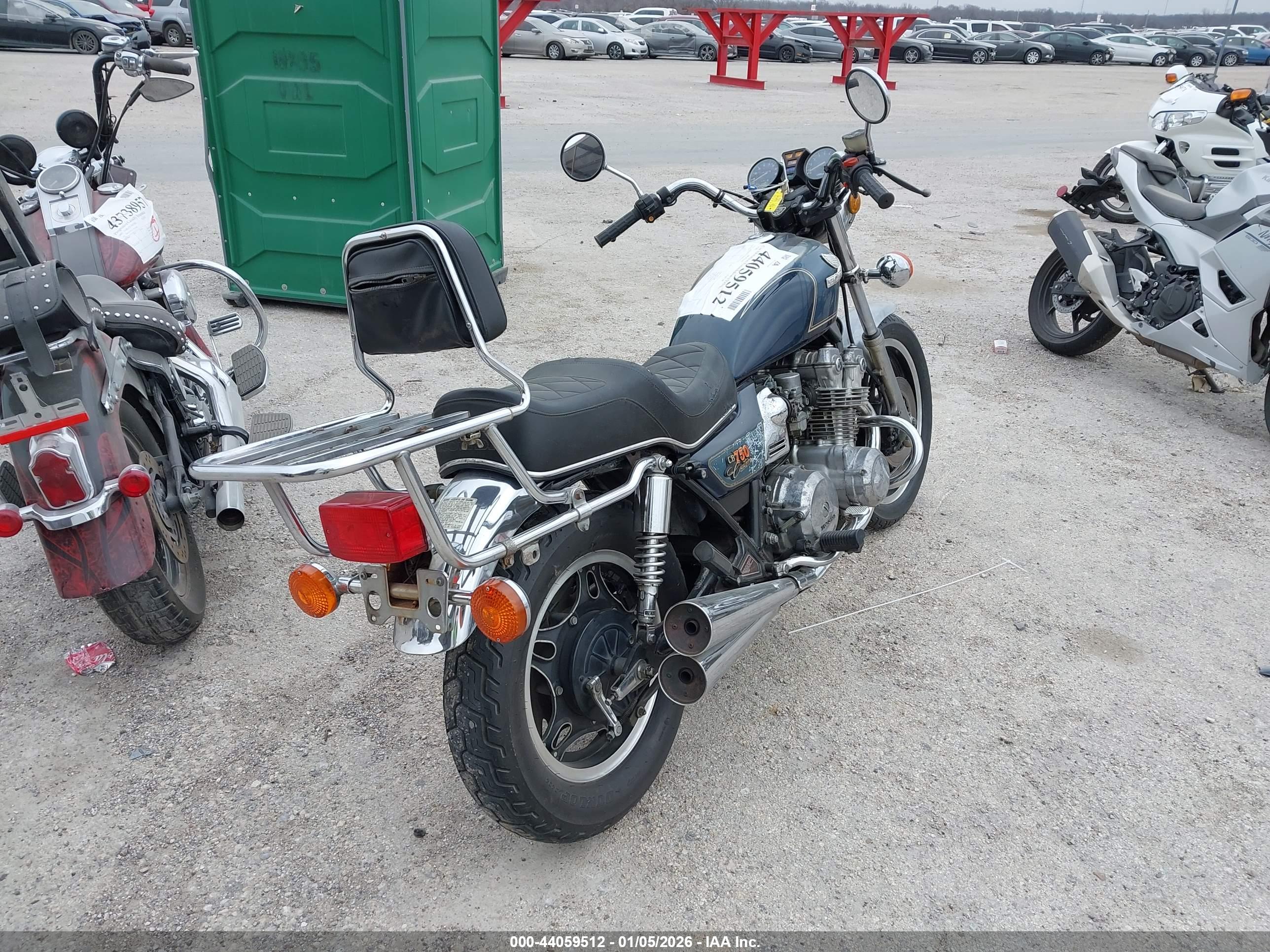 HONDA CB750 image 4