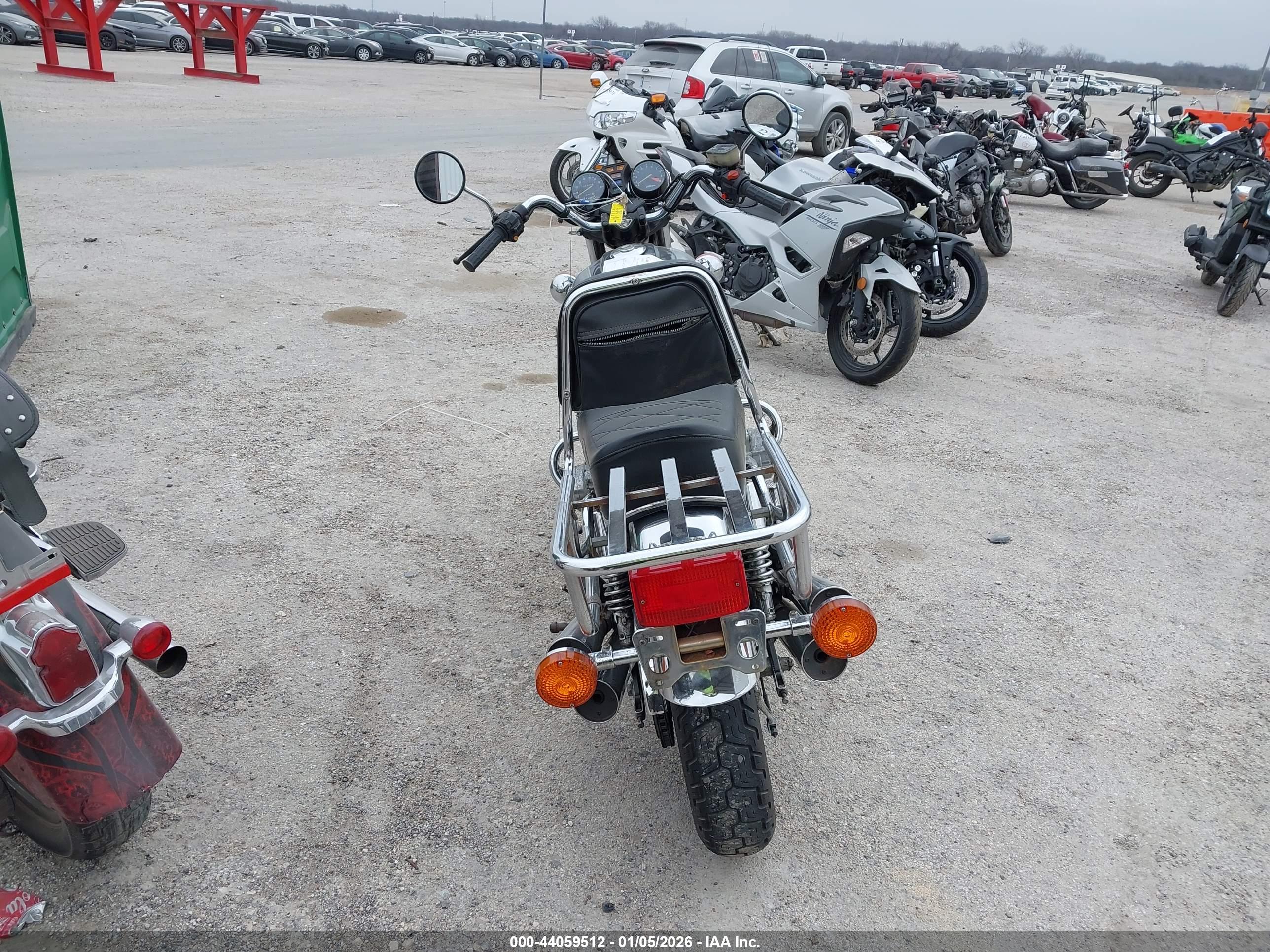 HONDA CB750 image 6
