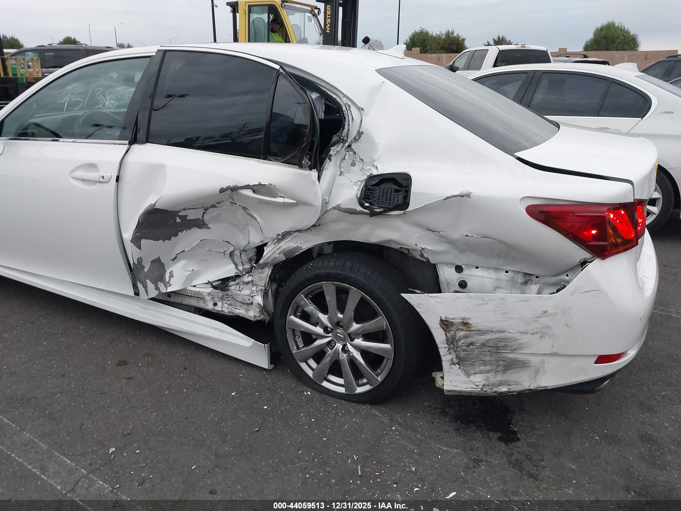 LEXUS GS image 6