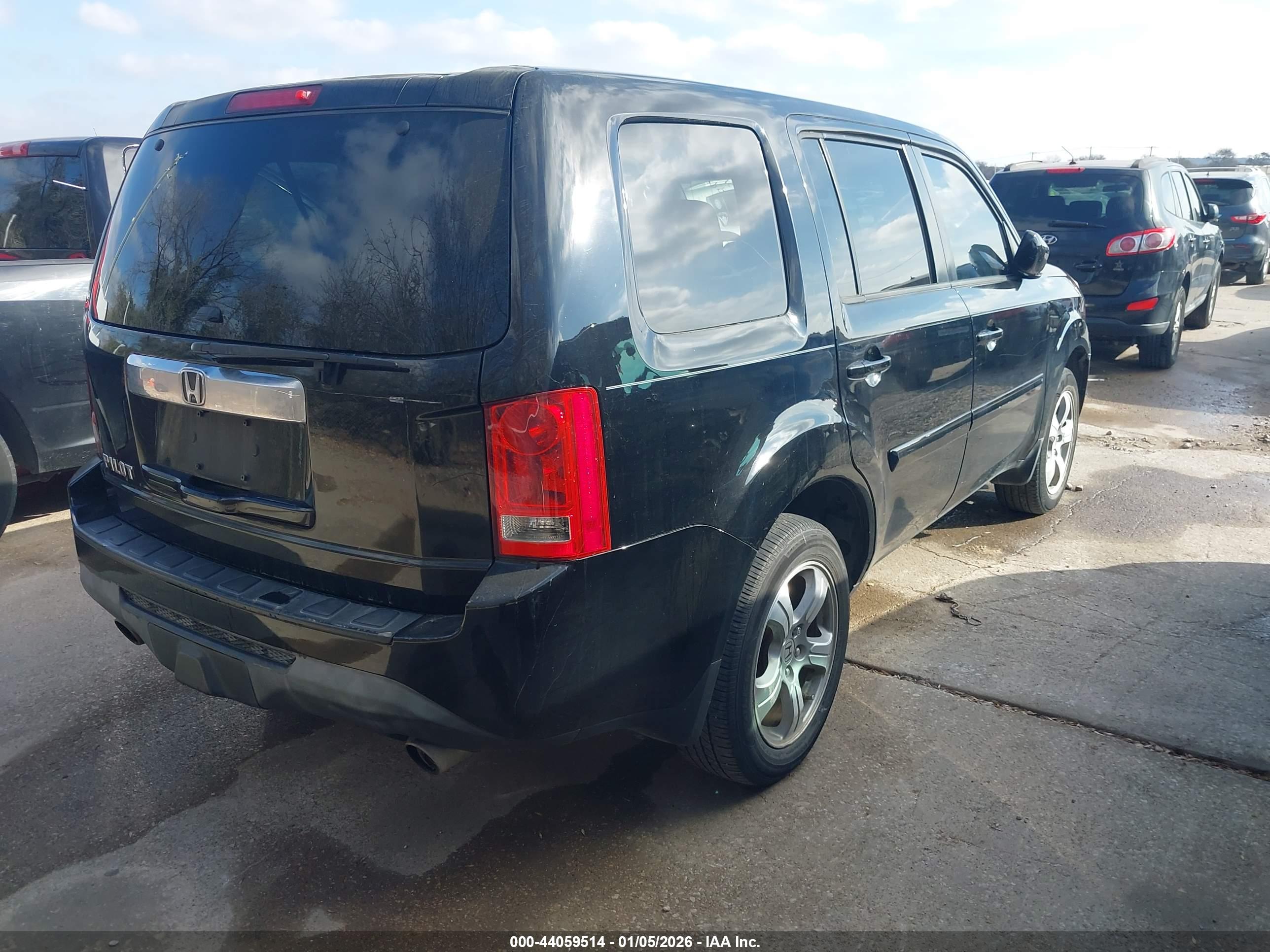 HONDA PILOT image 4