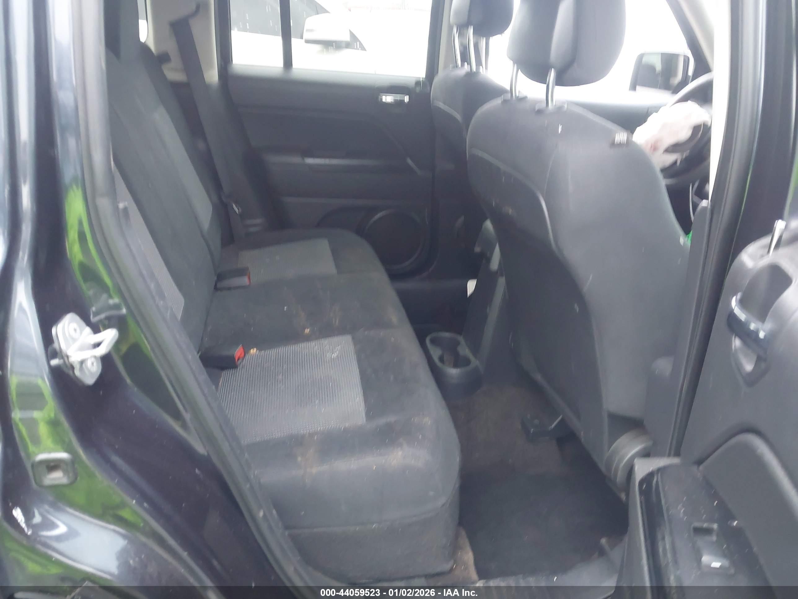 JEEP PATRIOT image 8