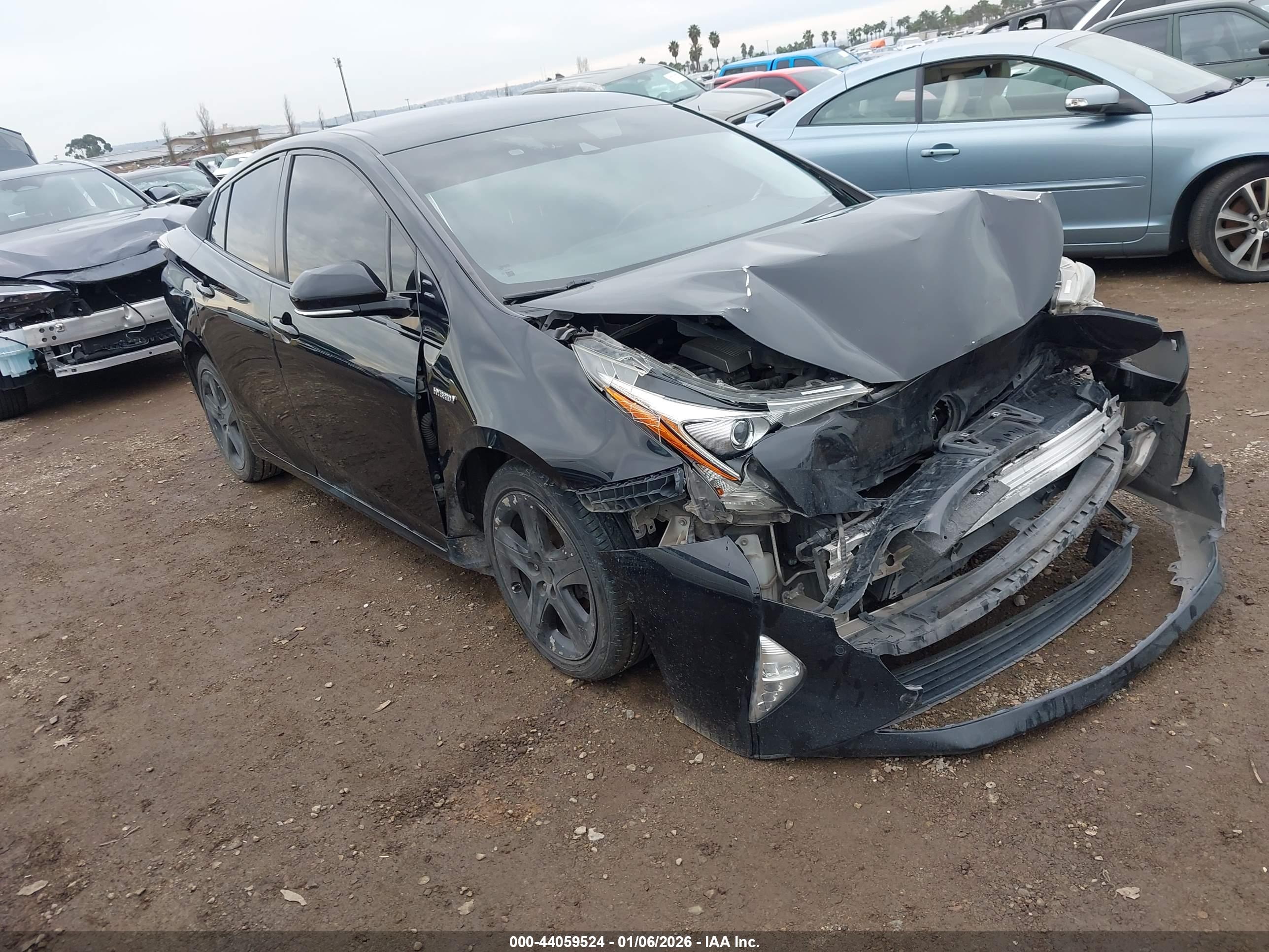 TOYOTA PRIUS image 6