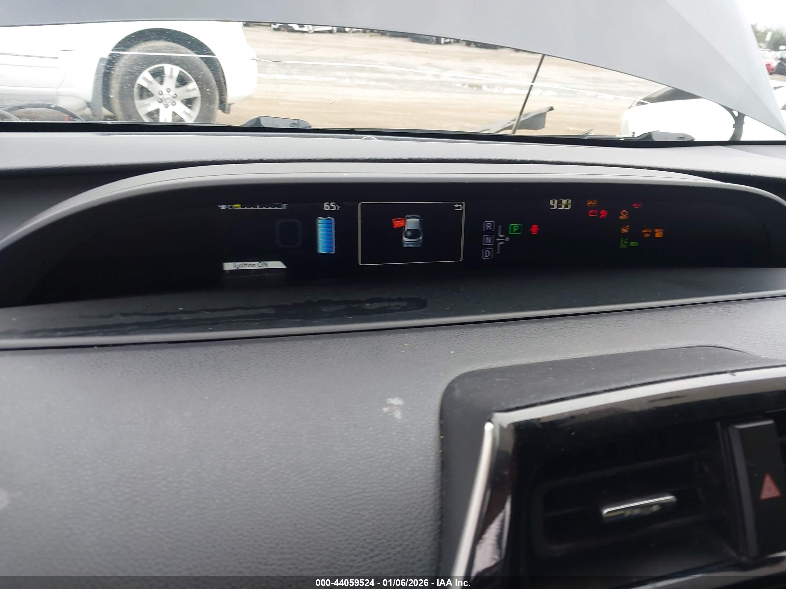 TOYOTA PRIUS image 7