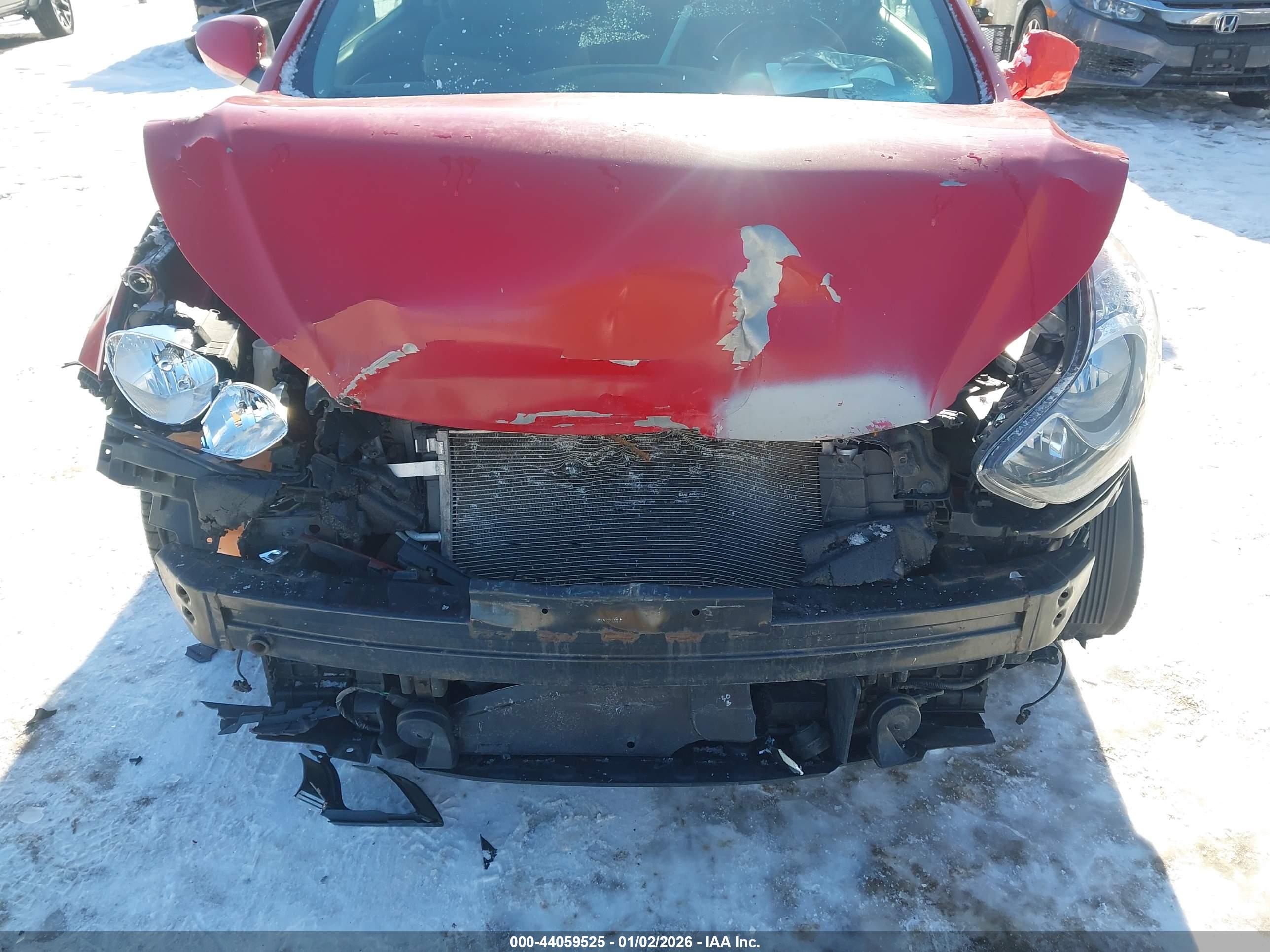 HYUNDAI ELANTRA image 6