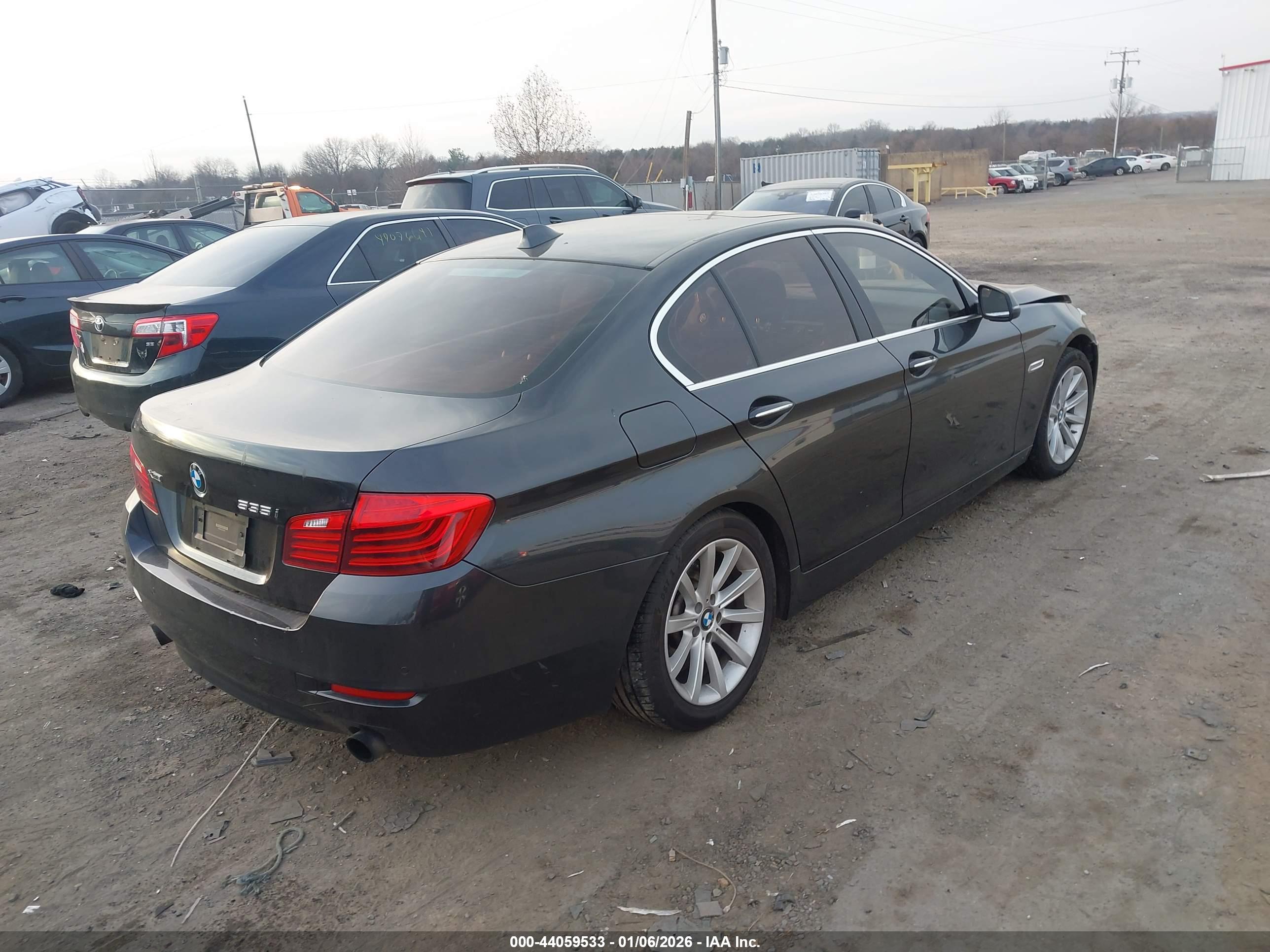 BMW 535I image 4