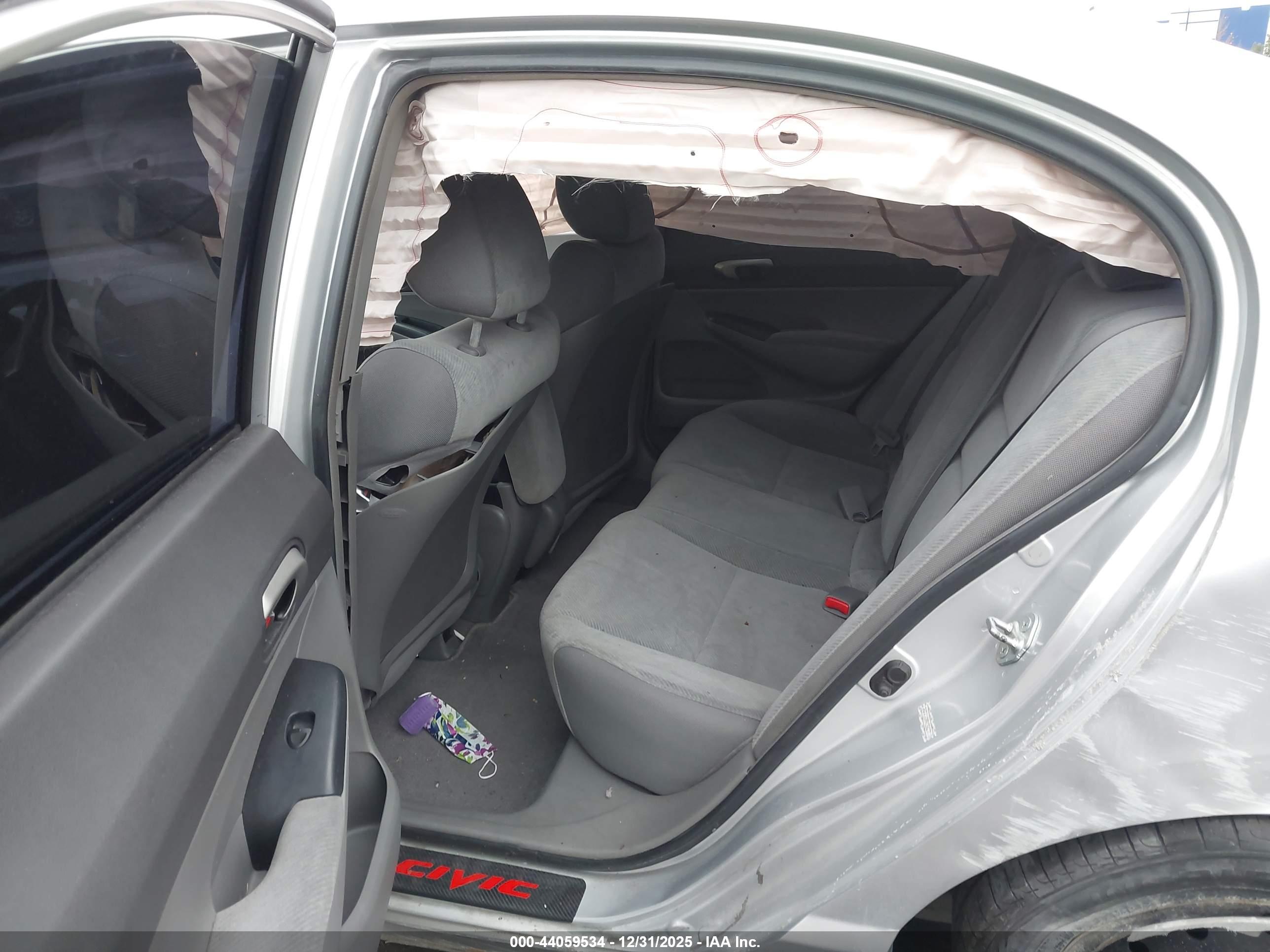 HONDA CIVIC image 8