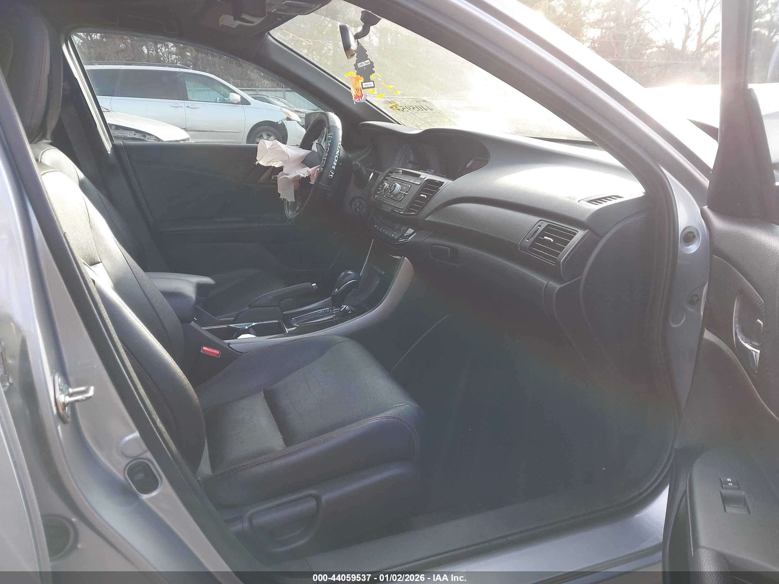 HONDA ACCORD image 5