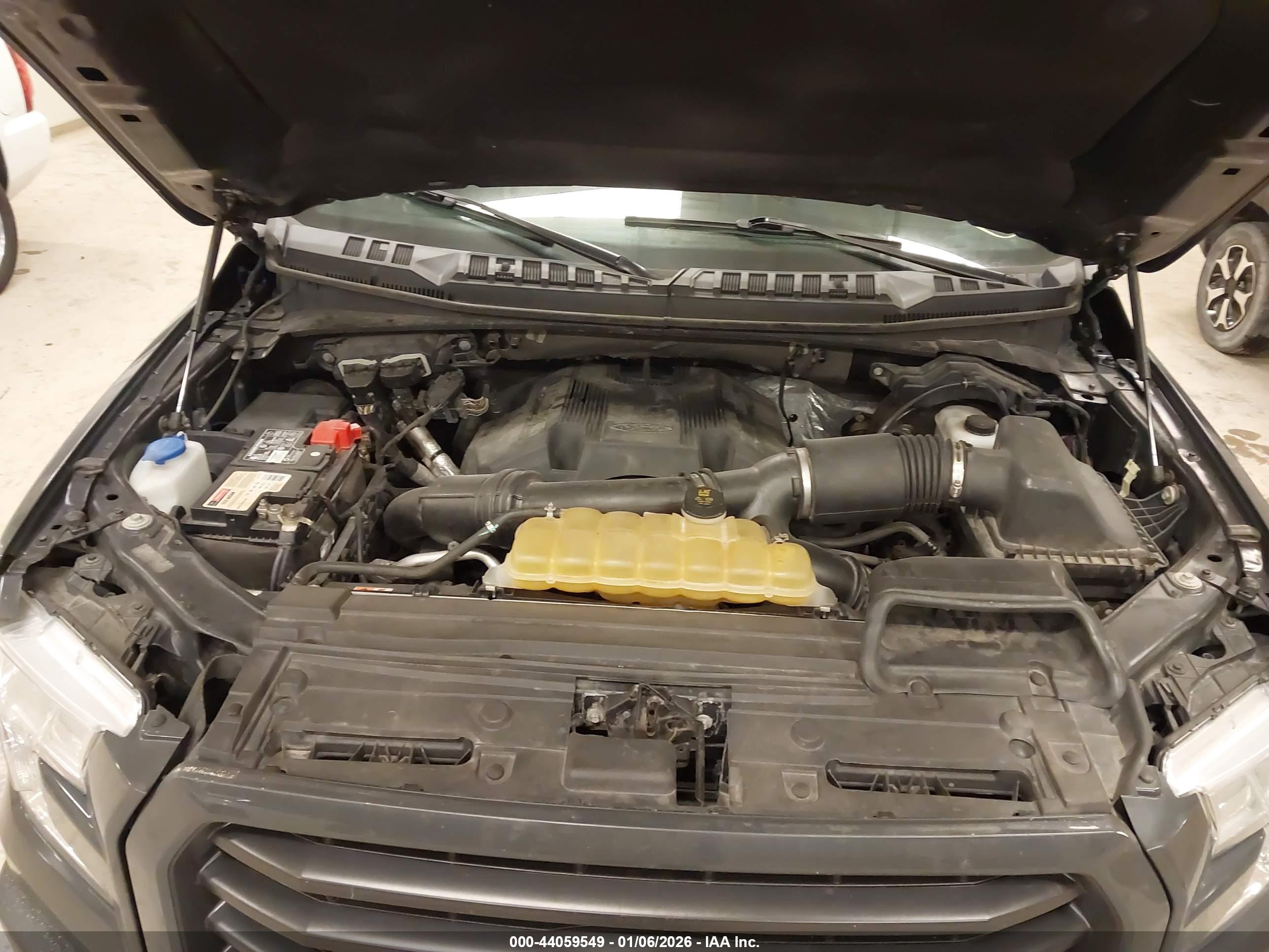 FORD F-150 image 10