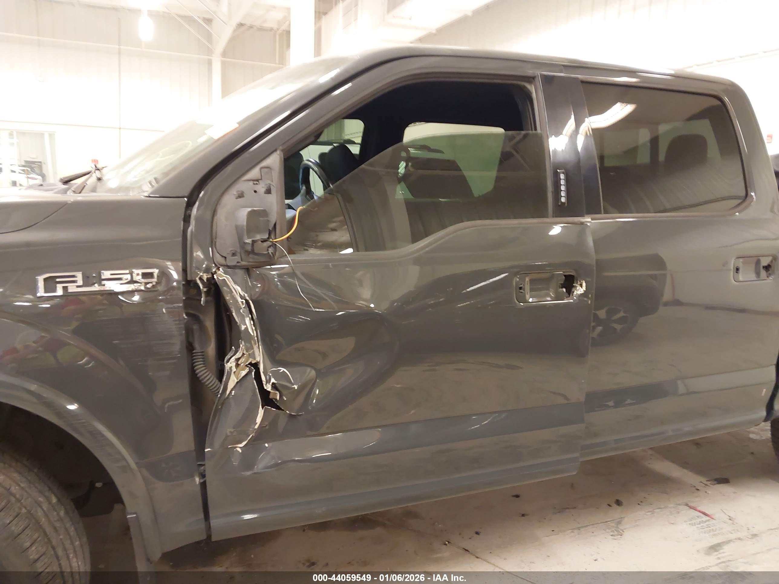 FORD F-150 image 6