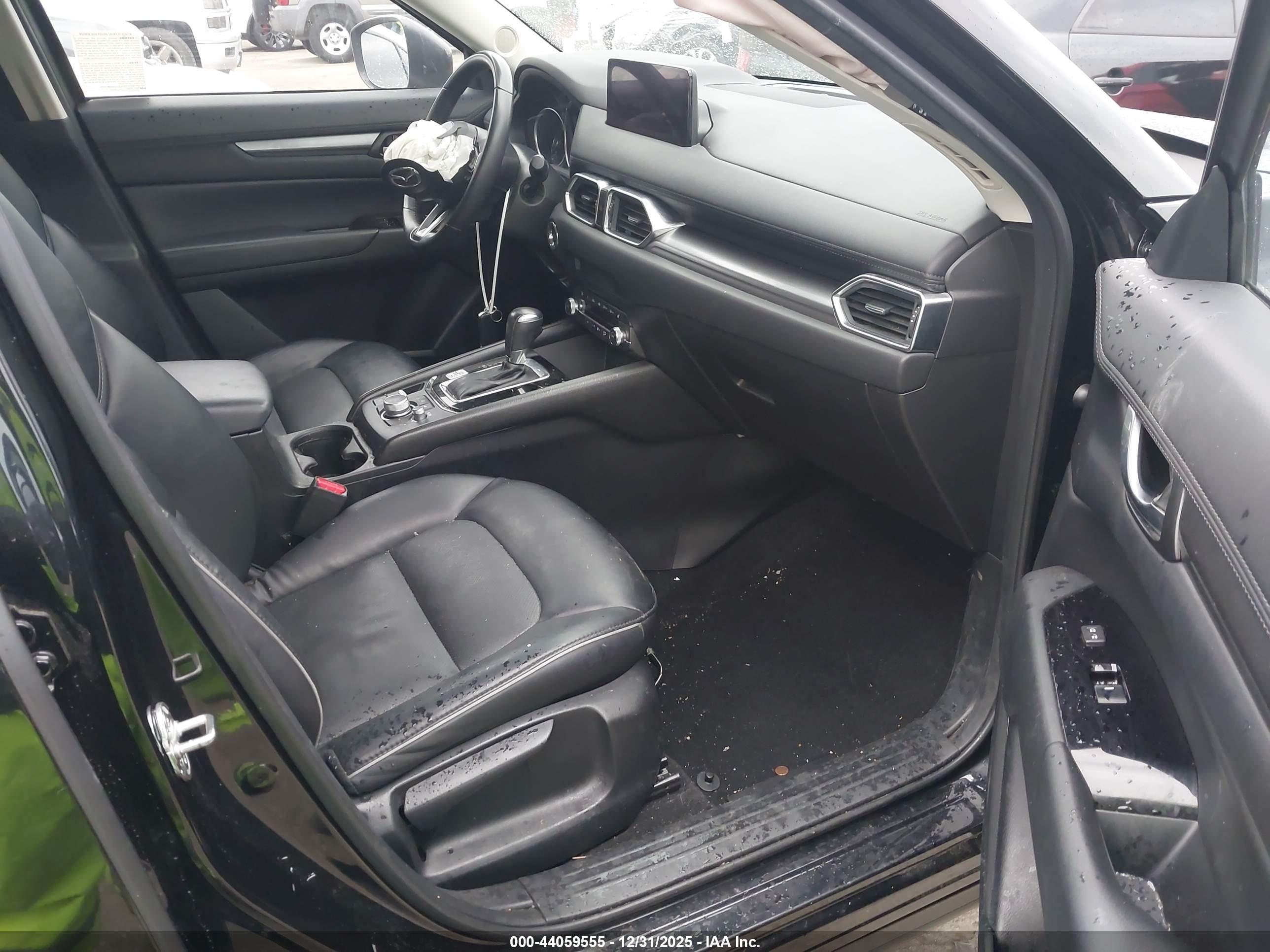 MAZDA CX-5 image 5