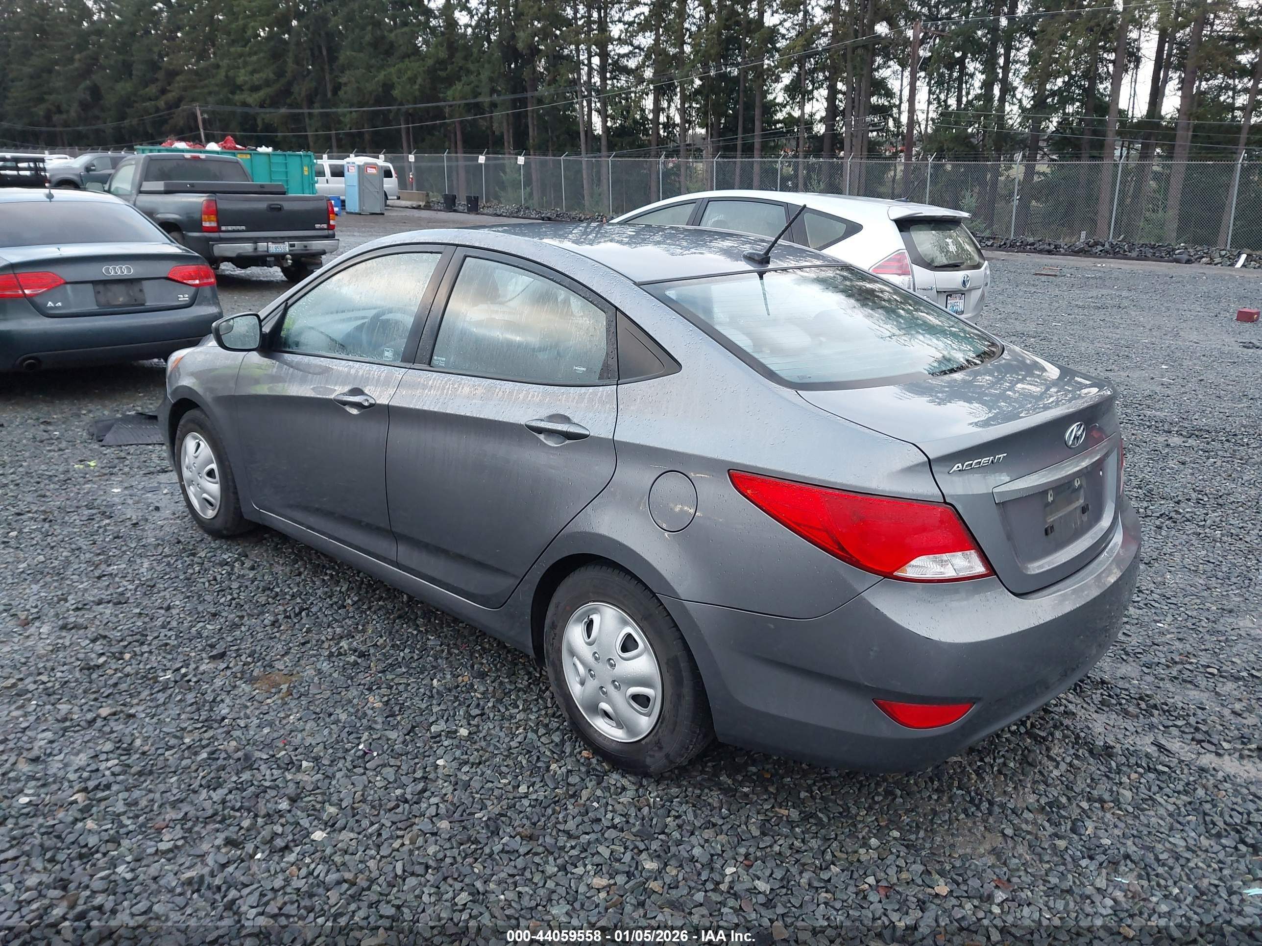 HYUNDAI ACCENT image 3