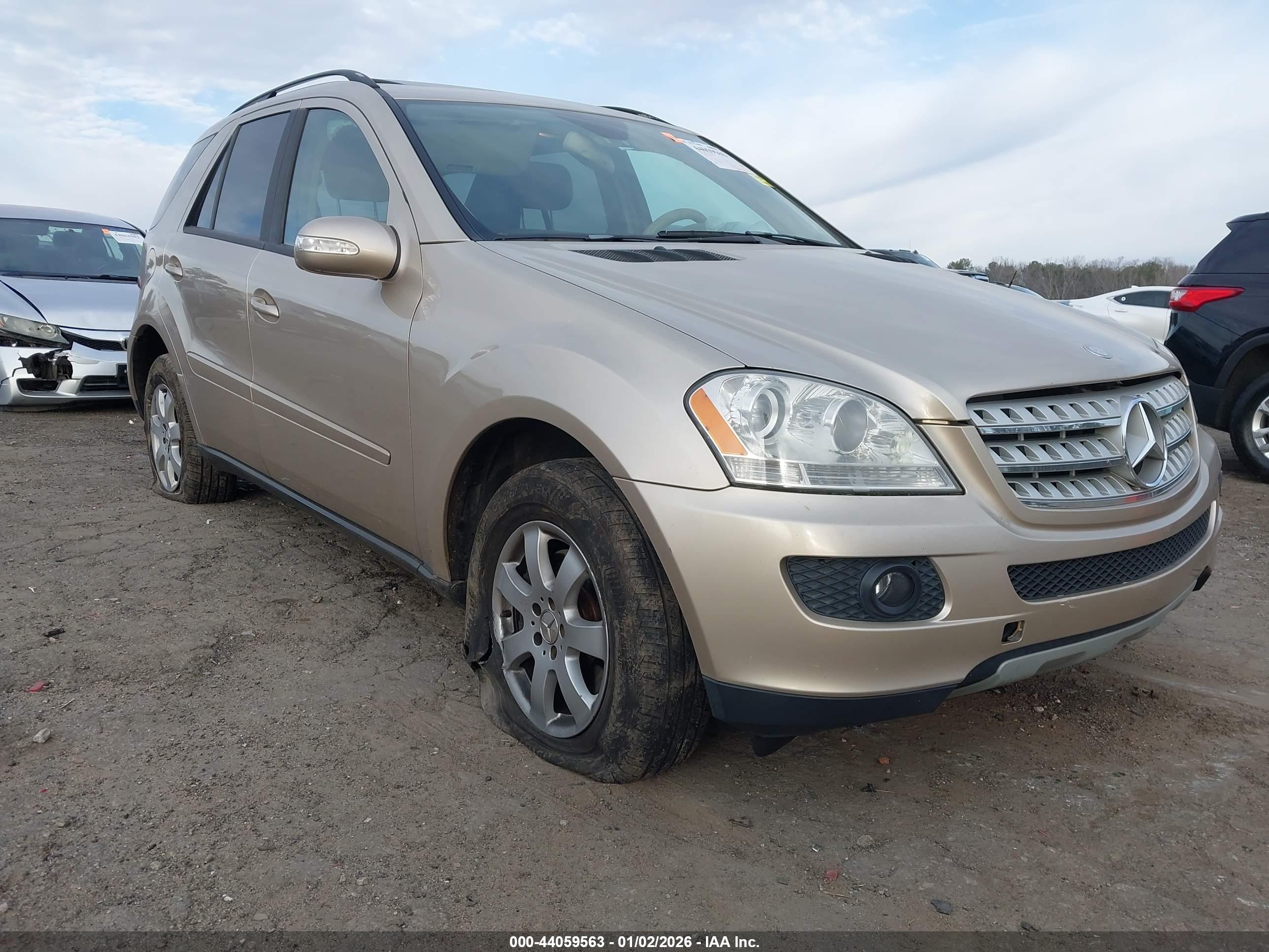 MERCEDES-BENZ ML image 6