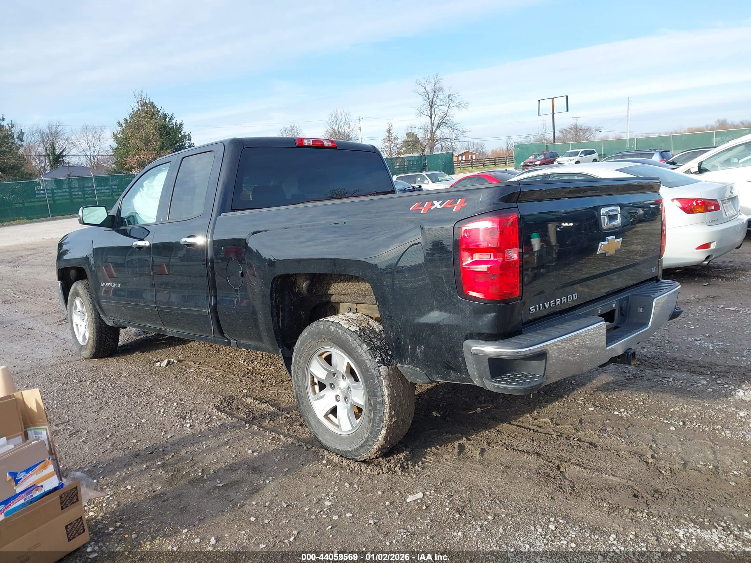CHEVROLET SILVERADO image 3
