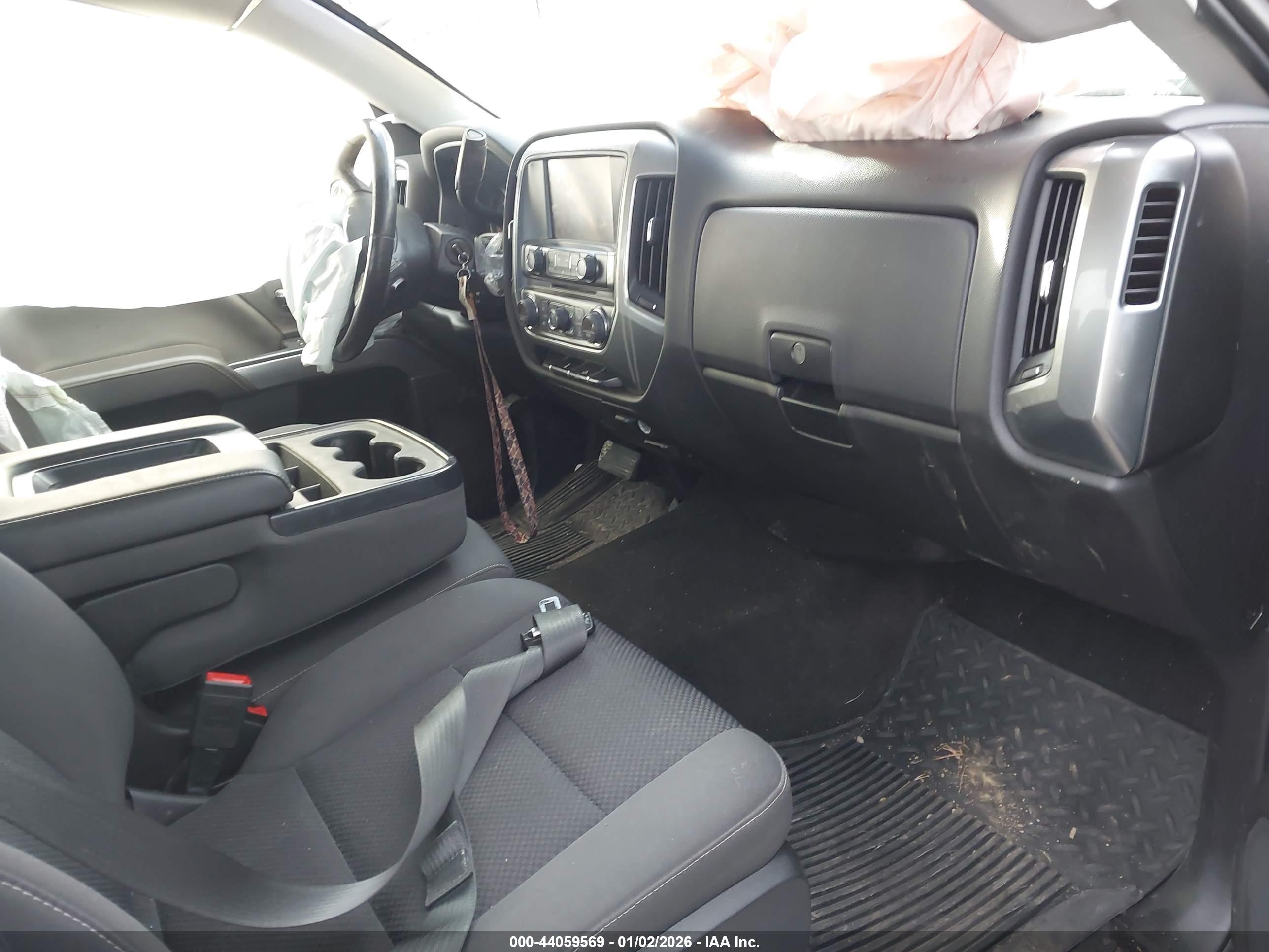 CHEVROLET SILVERADO image 5