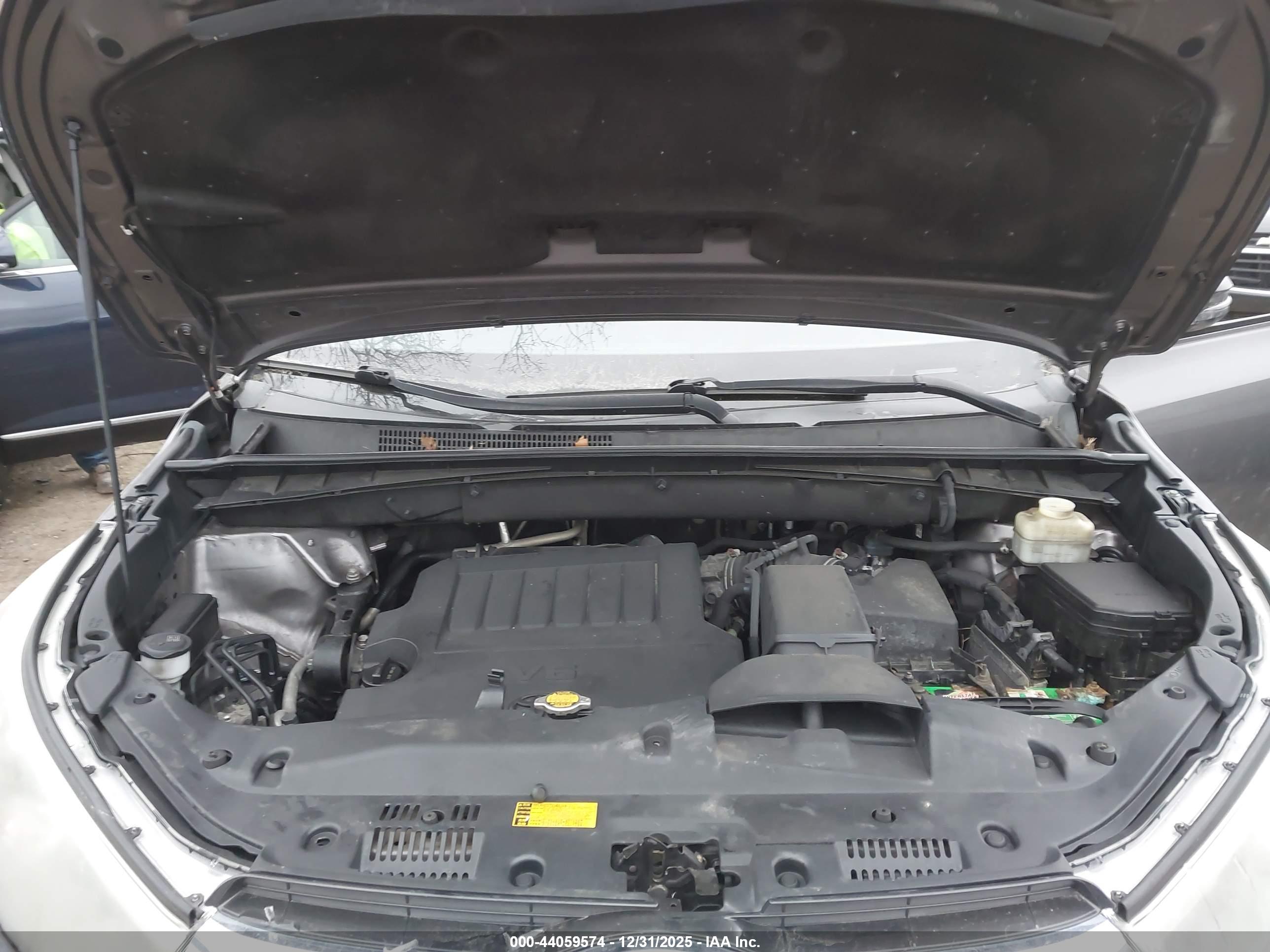 TOYOTA HIGHLANDER image 10