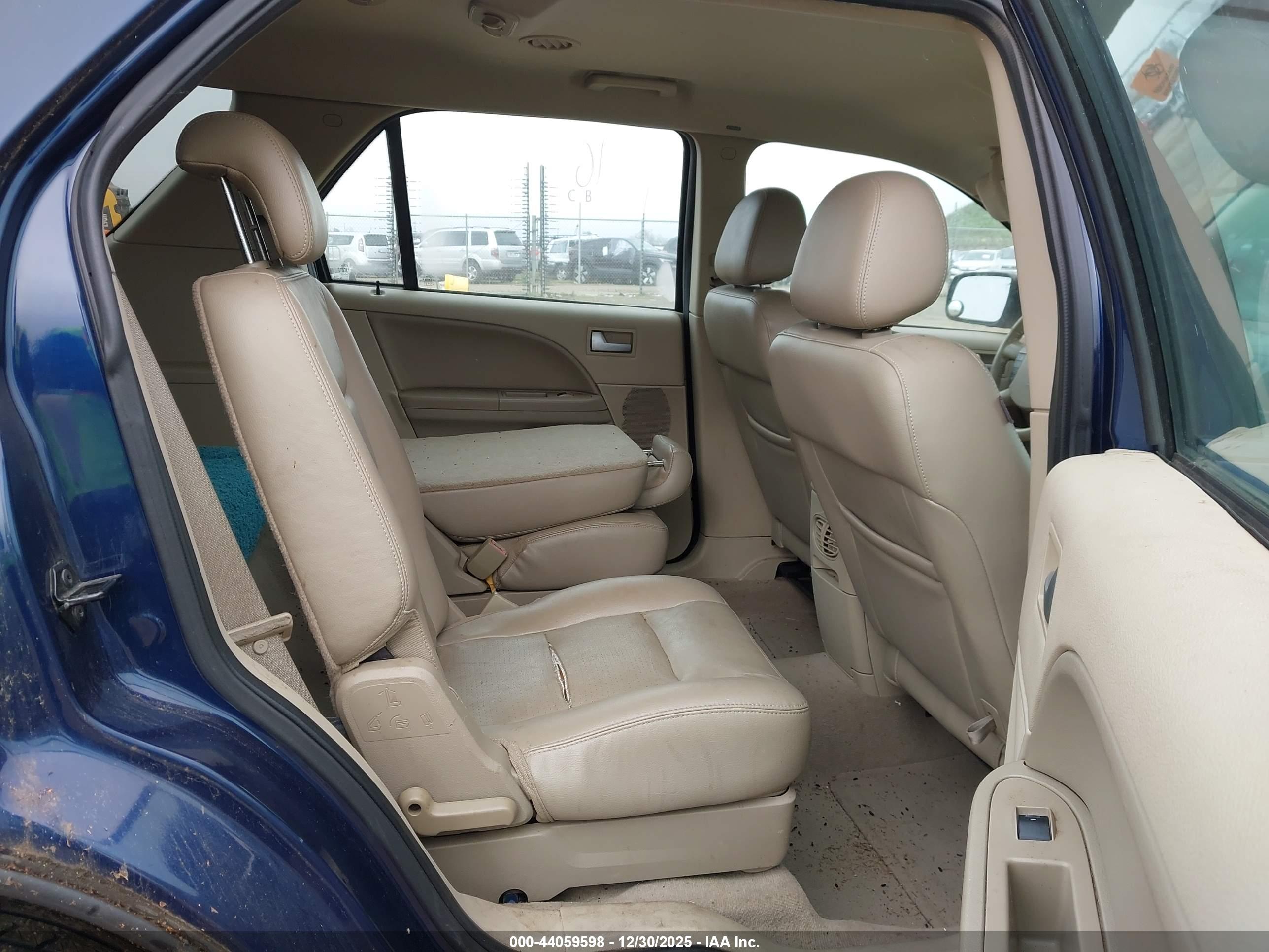 FORD FREESTYLE image 8