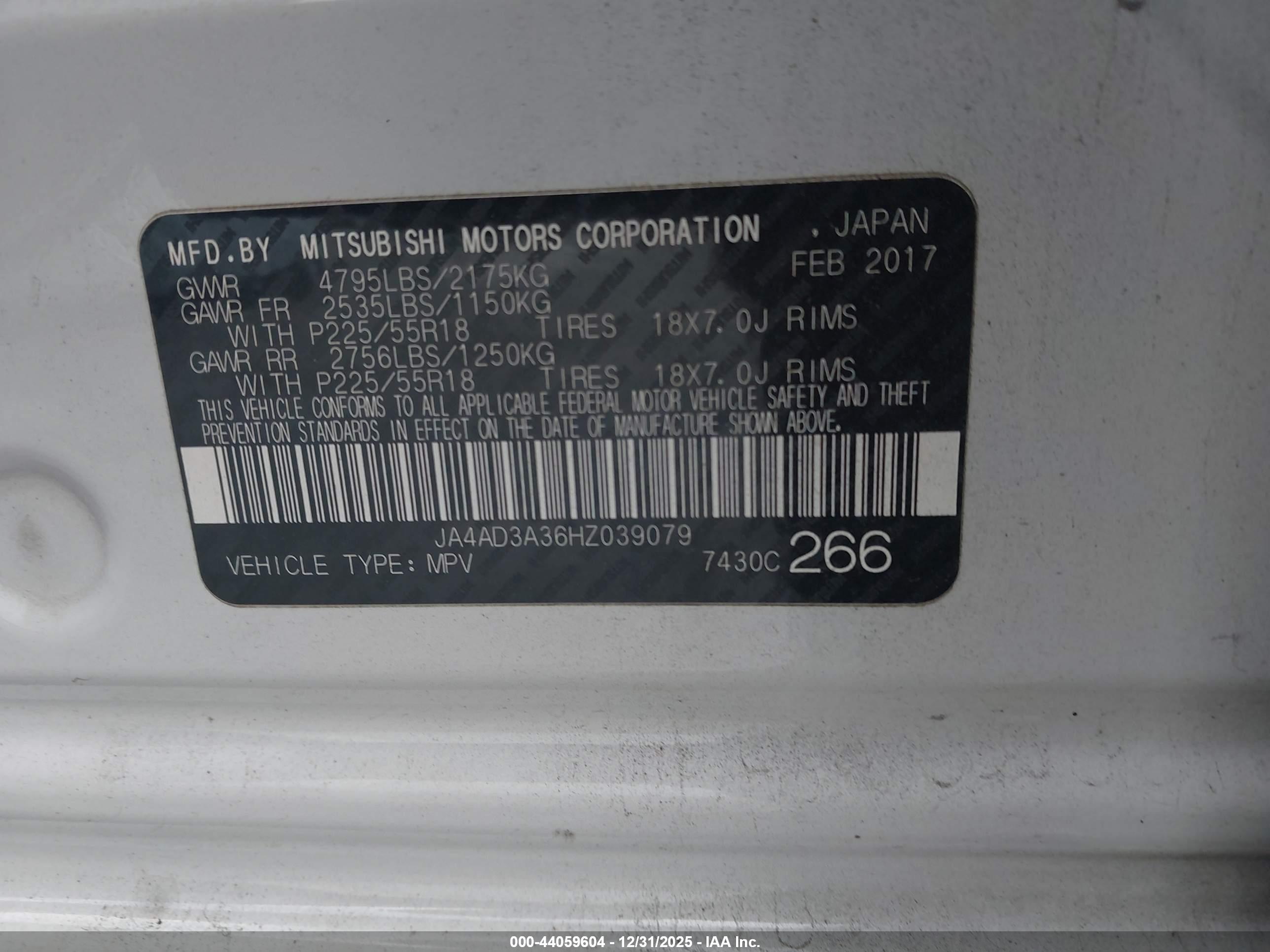 MITSUBISHI OUTLANDER image 9