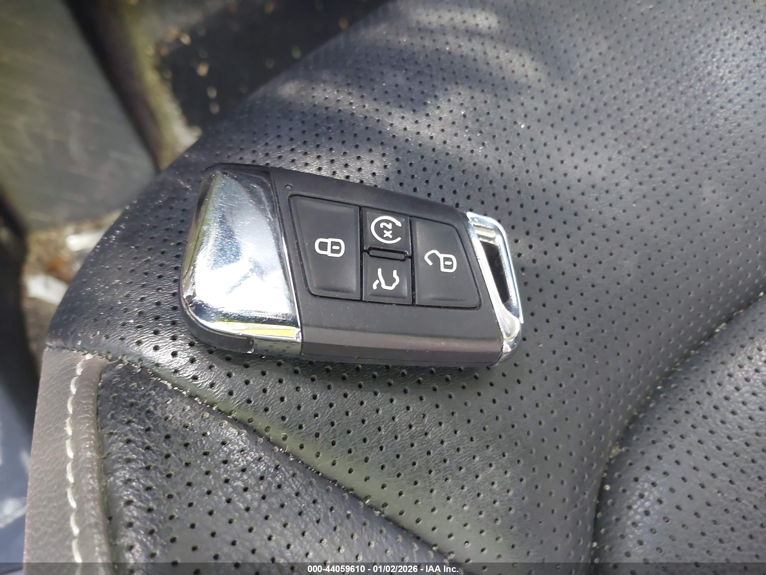 VOLKSWAGEN ATLAS image 11