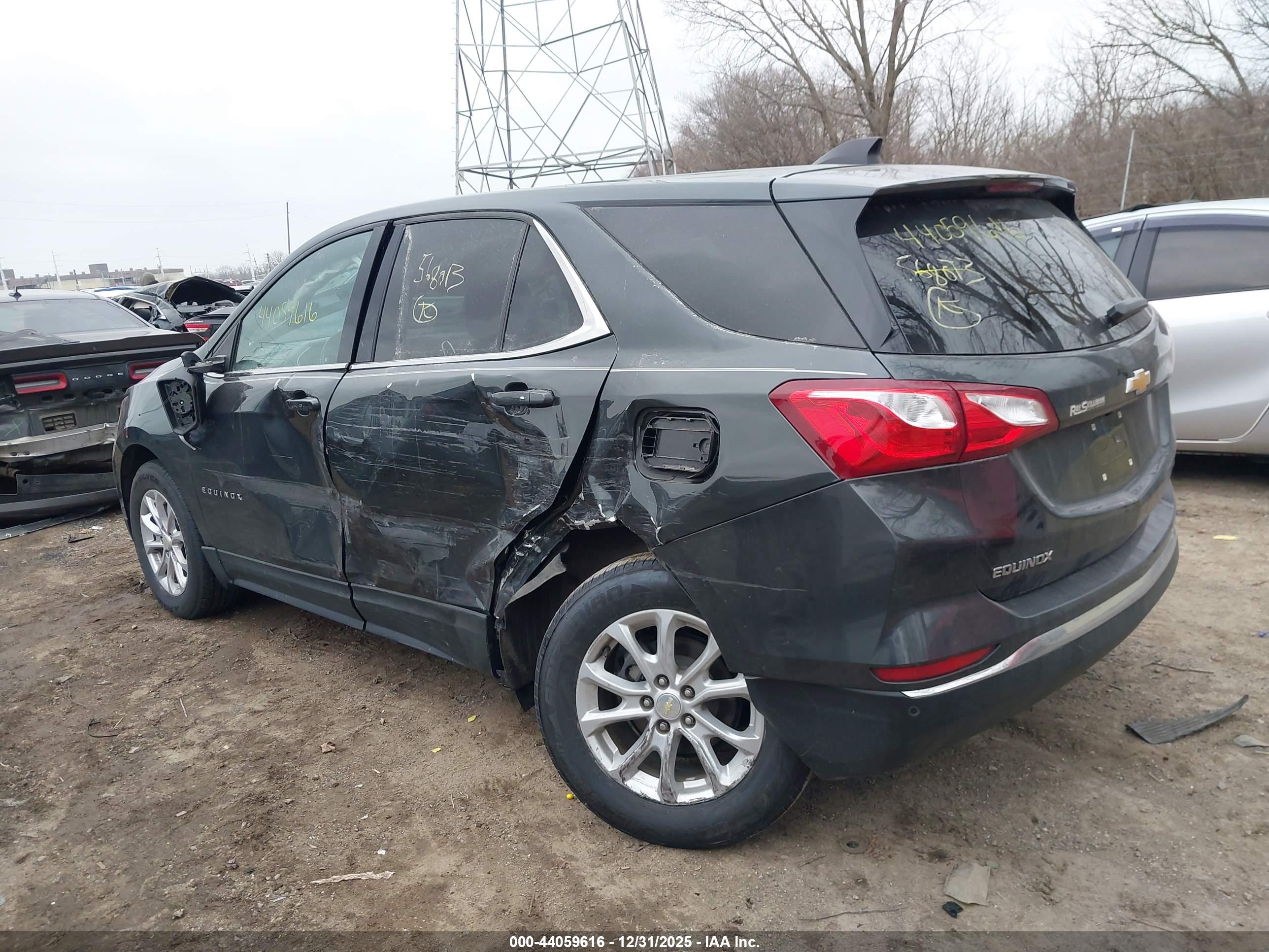 CHEVROLET EQUINOX image 6