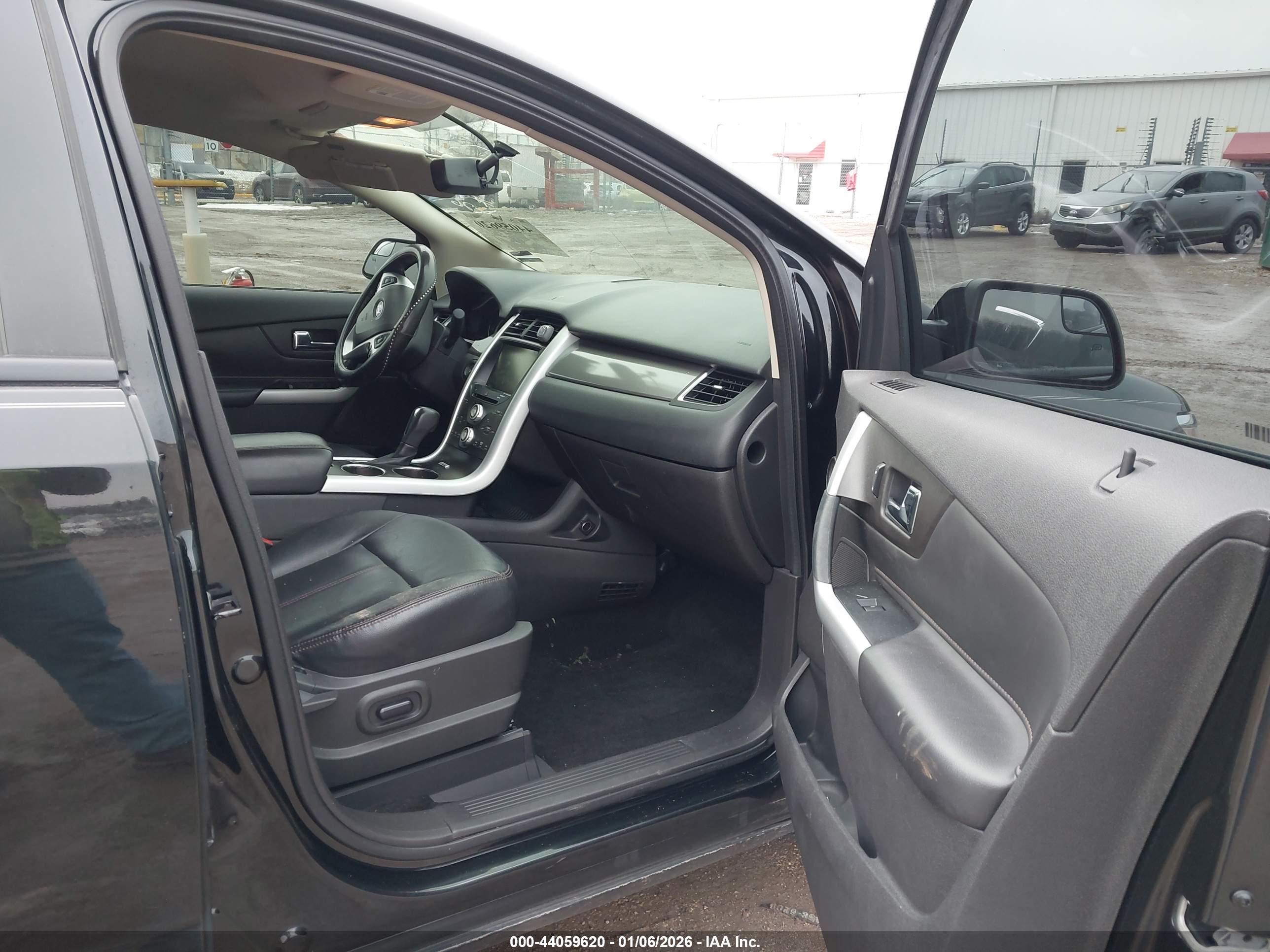 FORD EDGE image 5