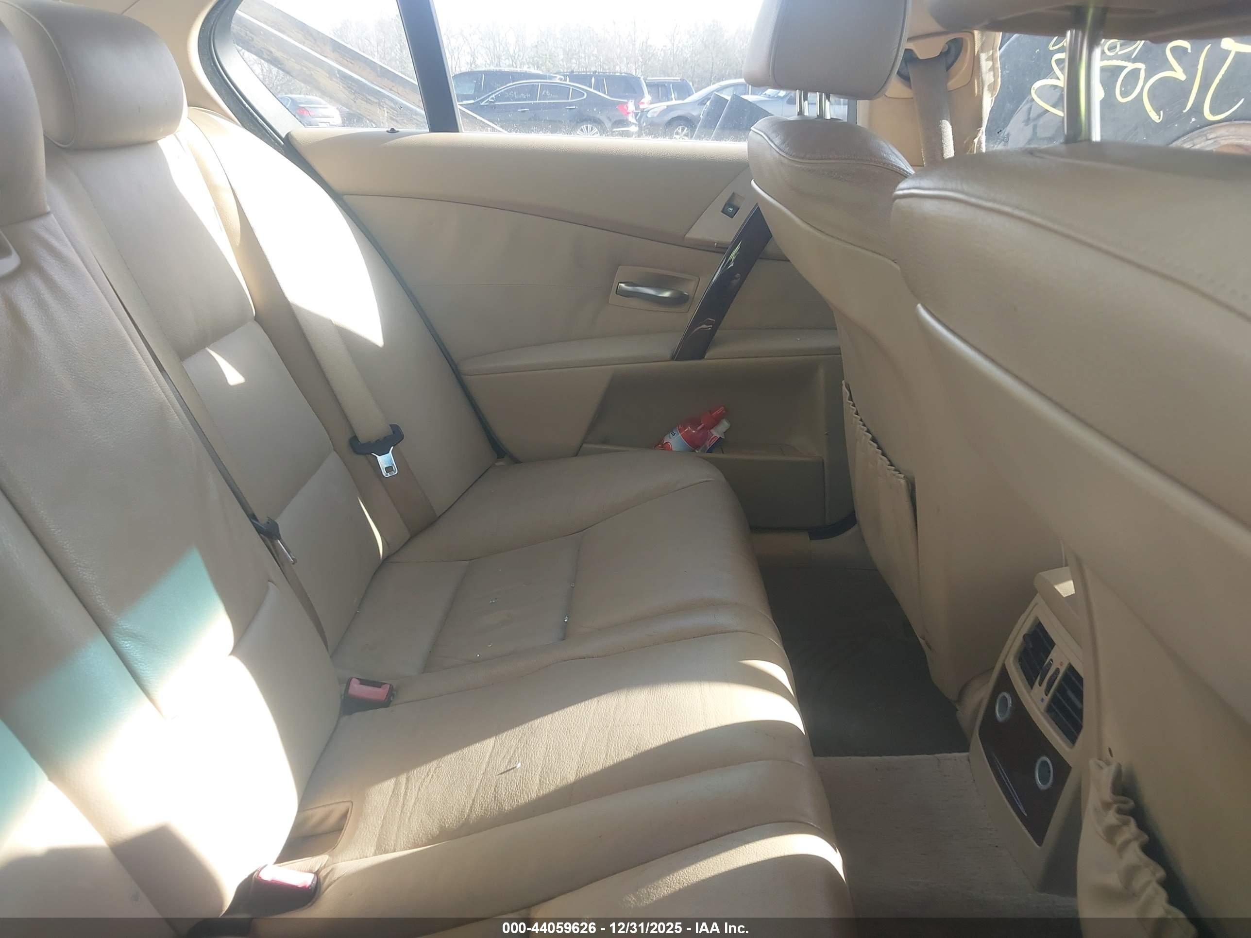BMW 530I image 8