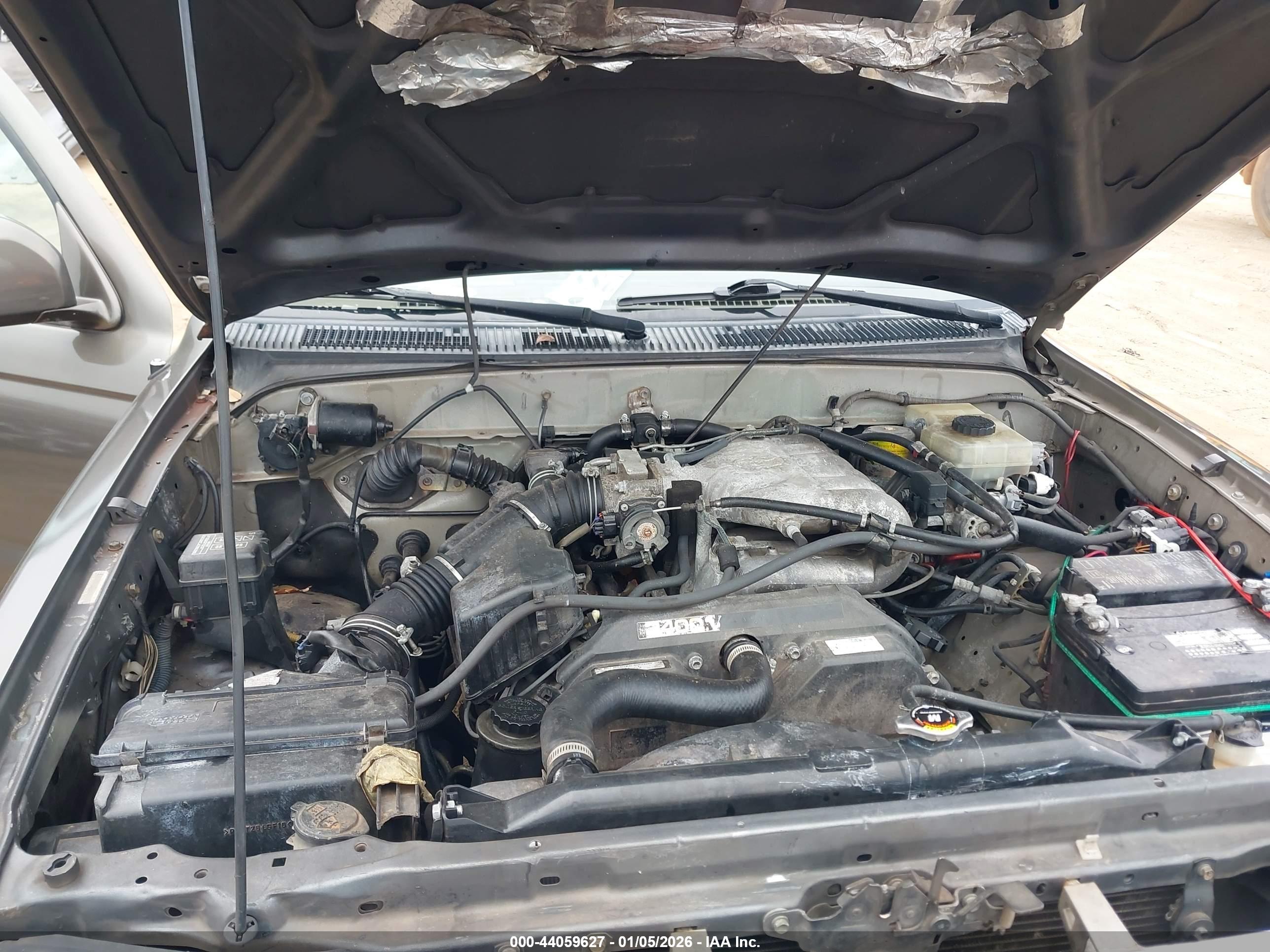 TOYOTA 4RUNNER image 10
