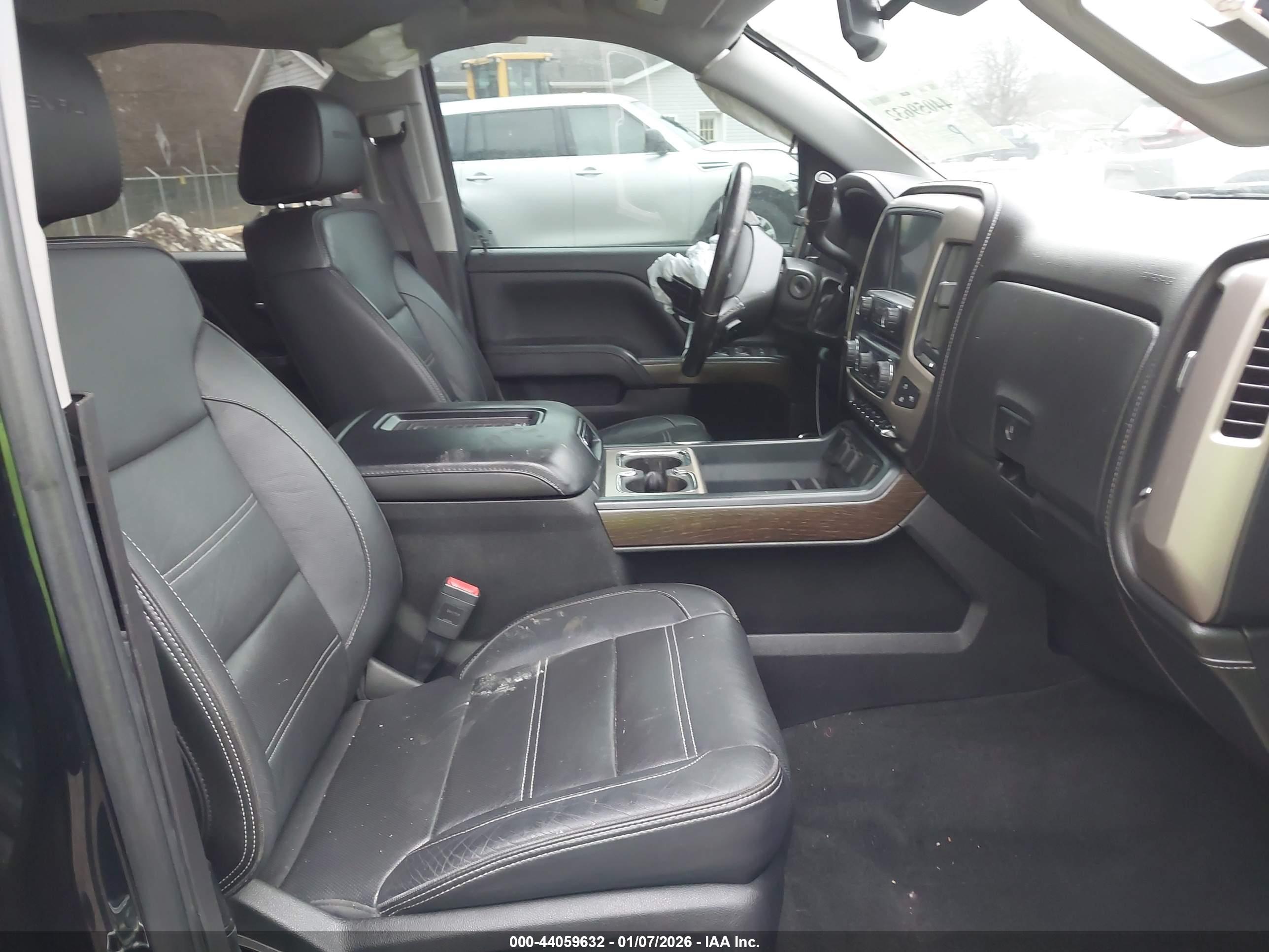 GMC SIERRA image 5