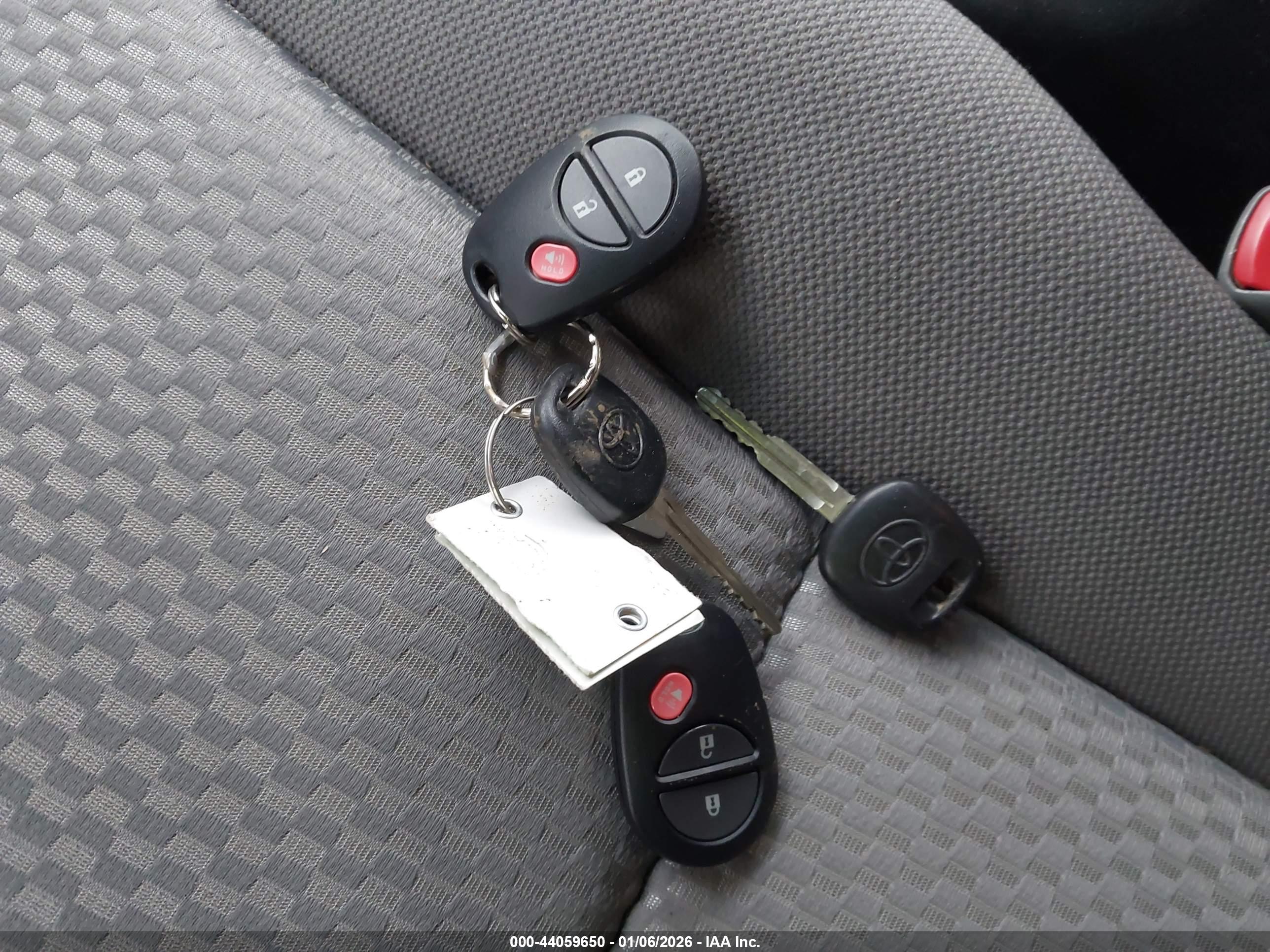 TOYOTA TACOMA image 11