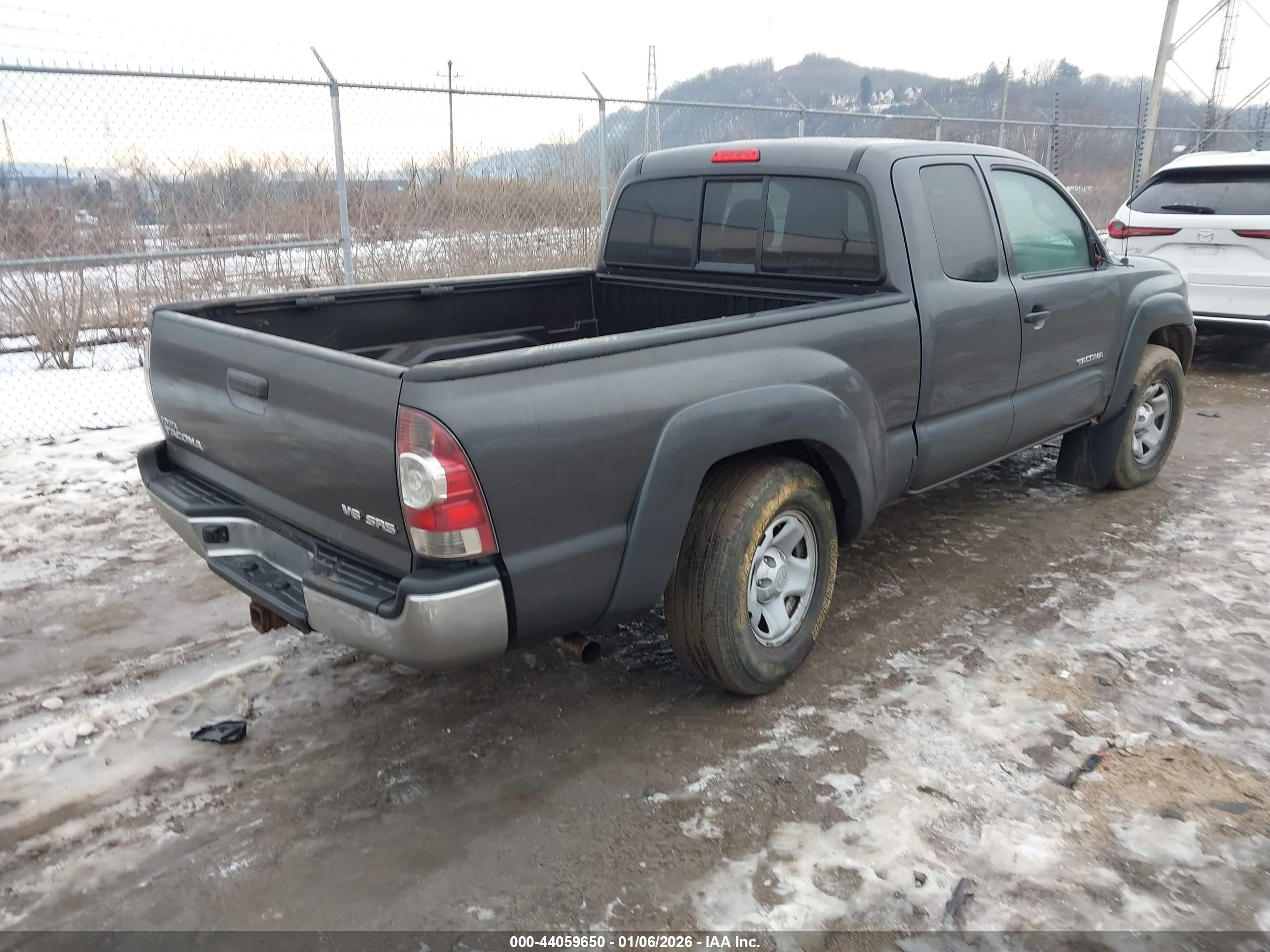 TOYOTA TACOMA image 4