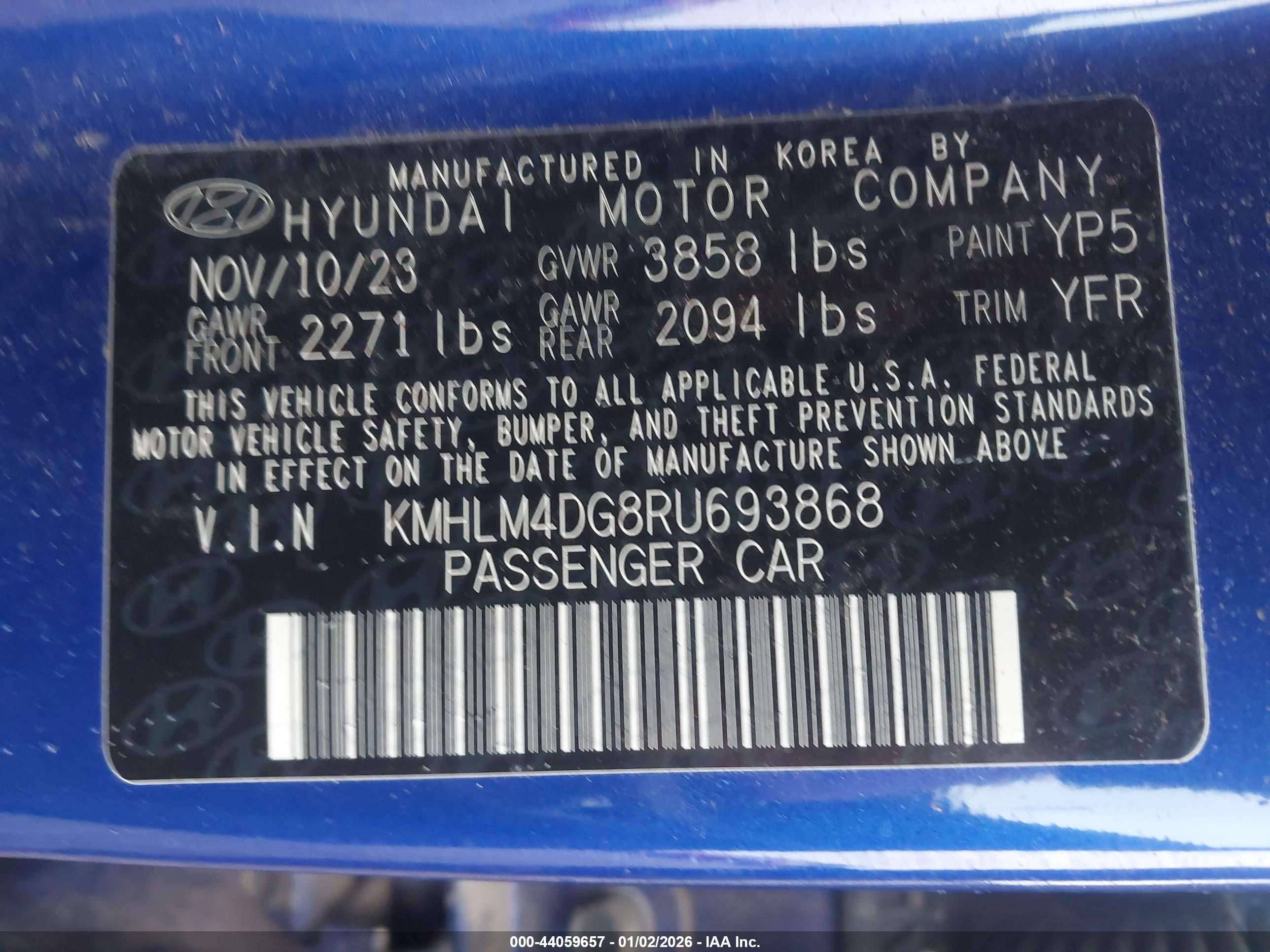 HYUNDAI ELANTRA image 9