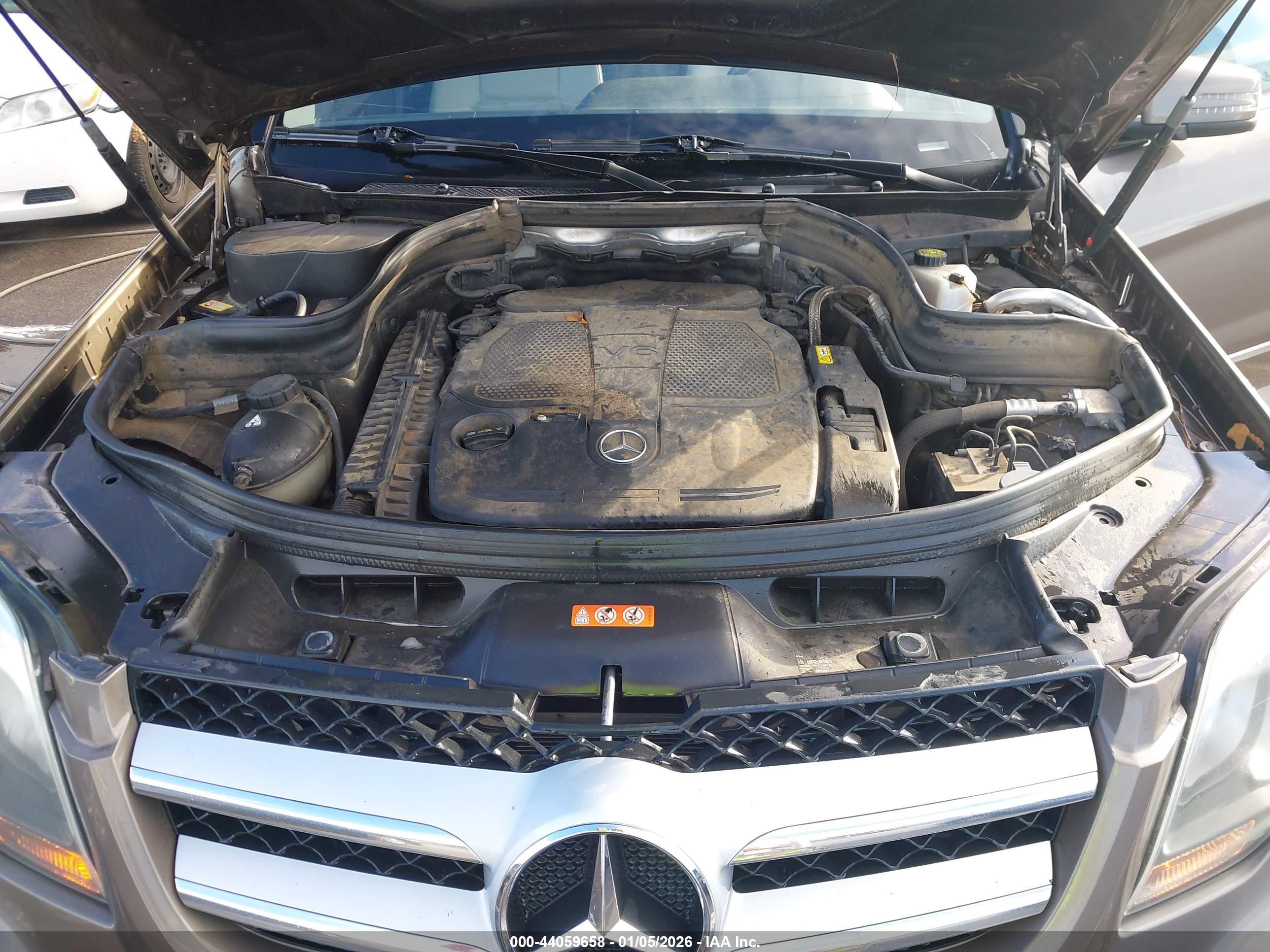 MERCEDES-BENZ GLK image 10