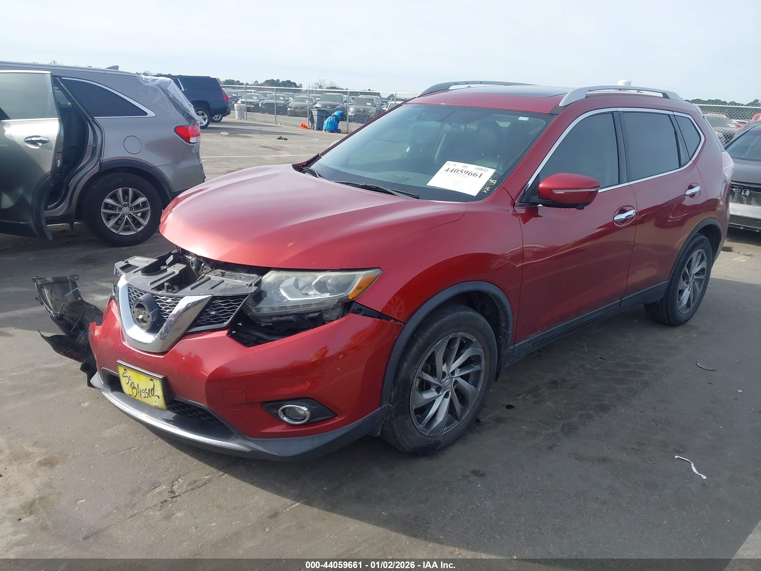 NISSAN ROGUE image 2