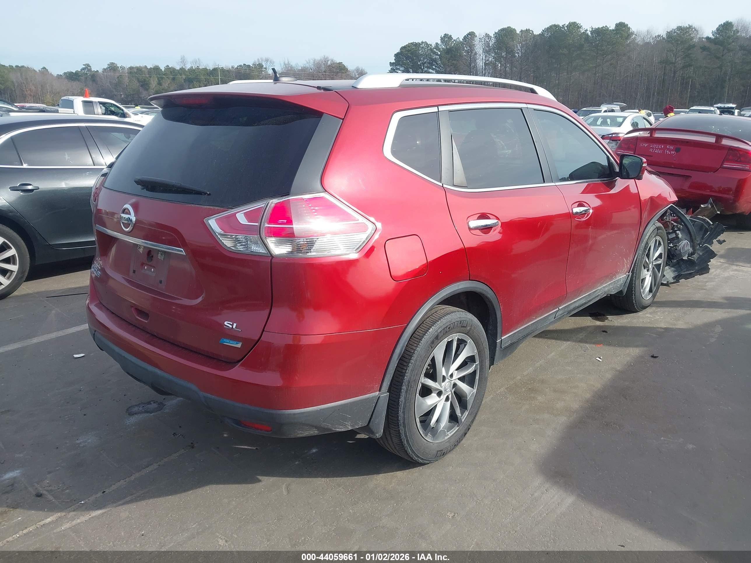 NISSAN ROGUE image 4