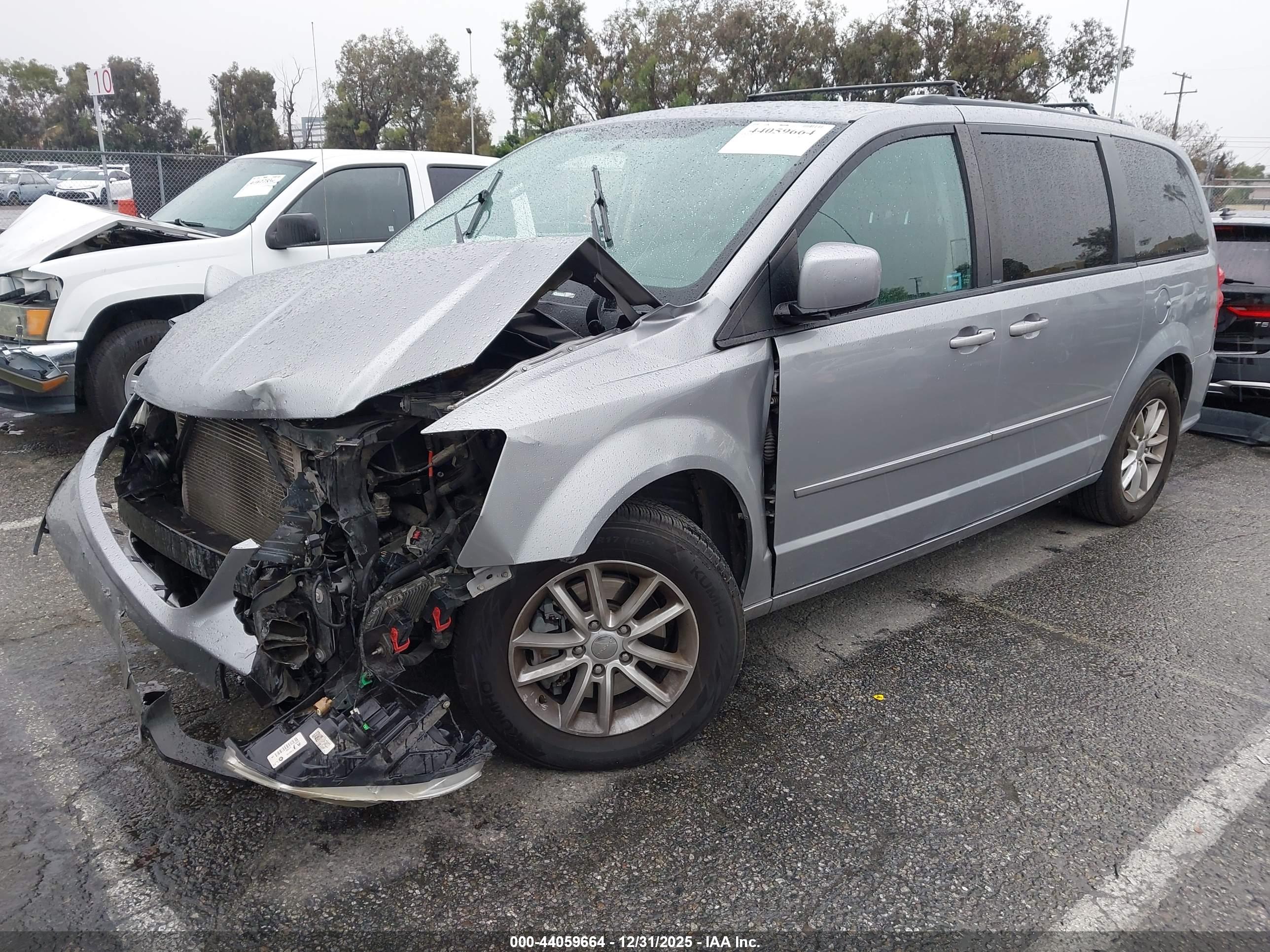DODGE GRAND image 2