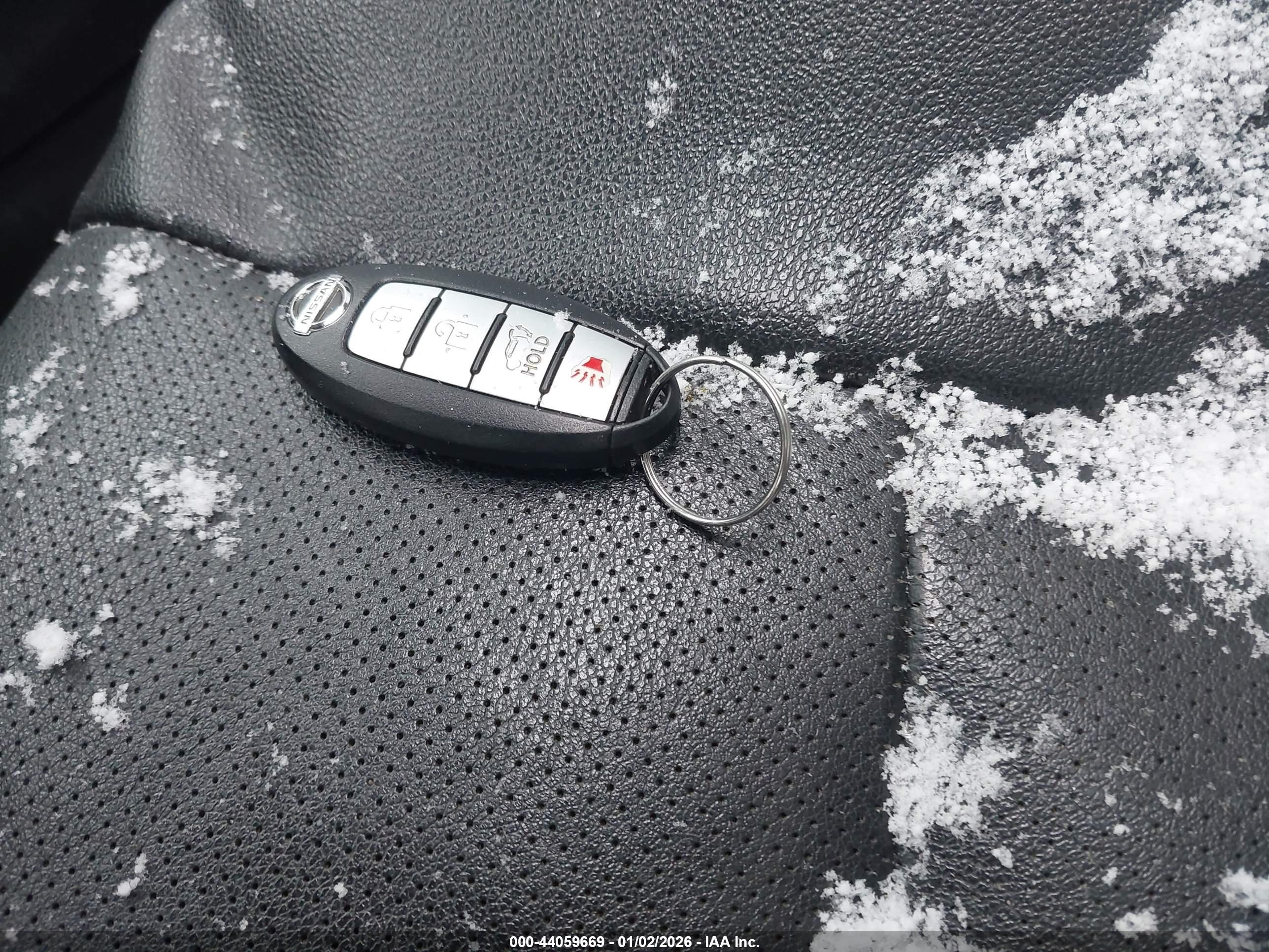 NISSAN ROGUE image 11