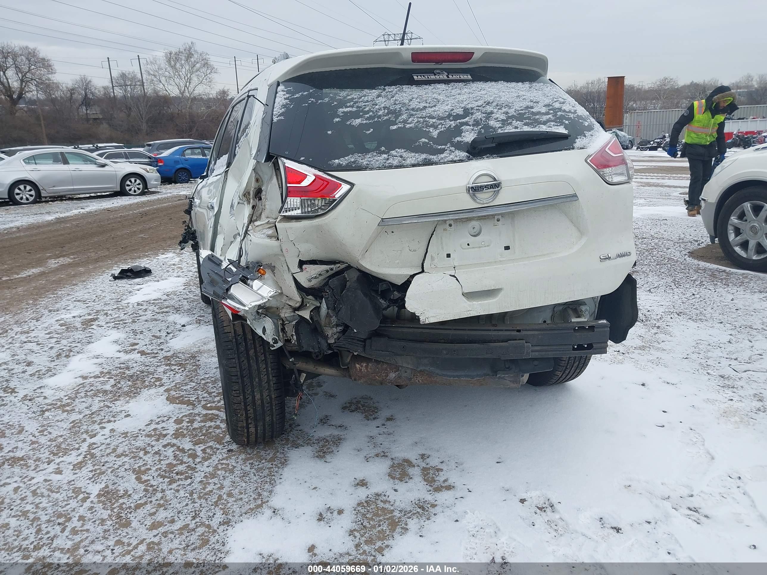 NISSAN ROGUE image 6
