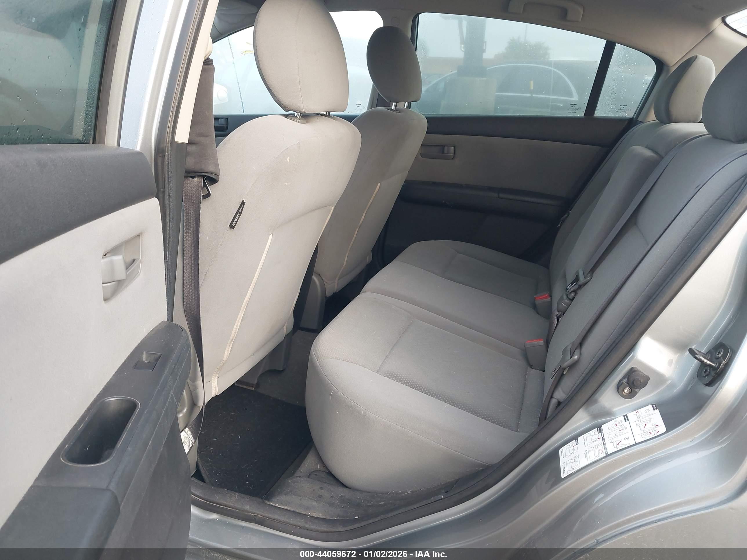 NISSAN SENTRA image 8