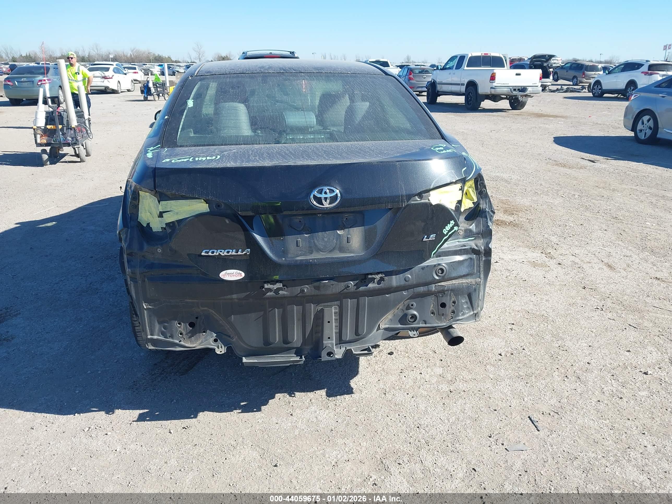 TOYOTA COROLLA image 6