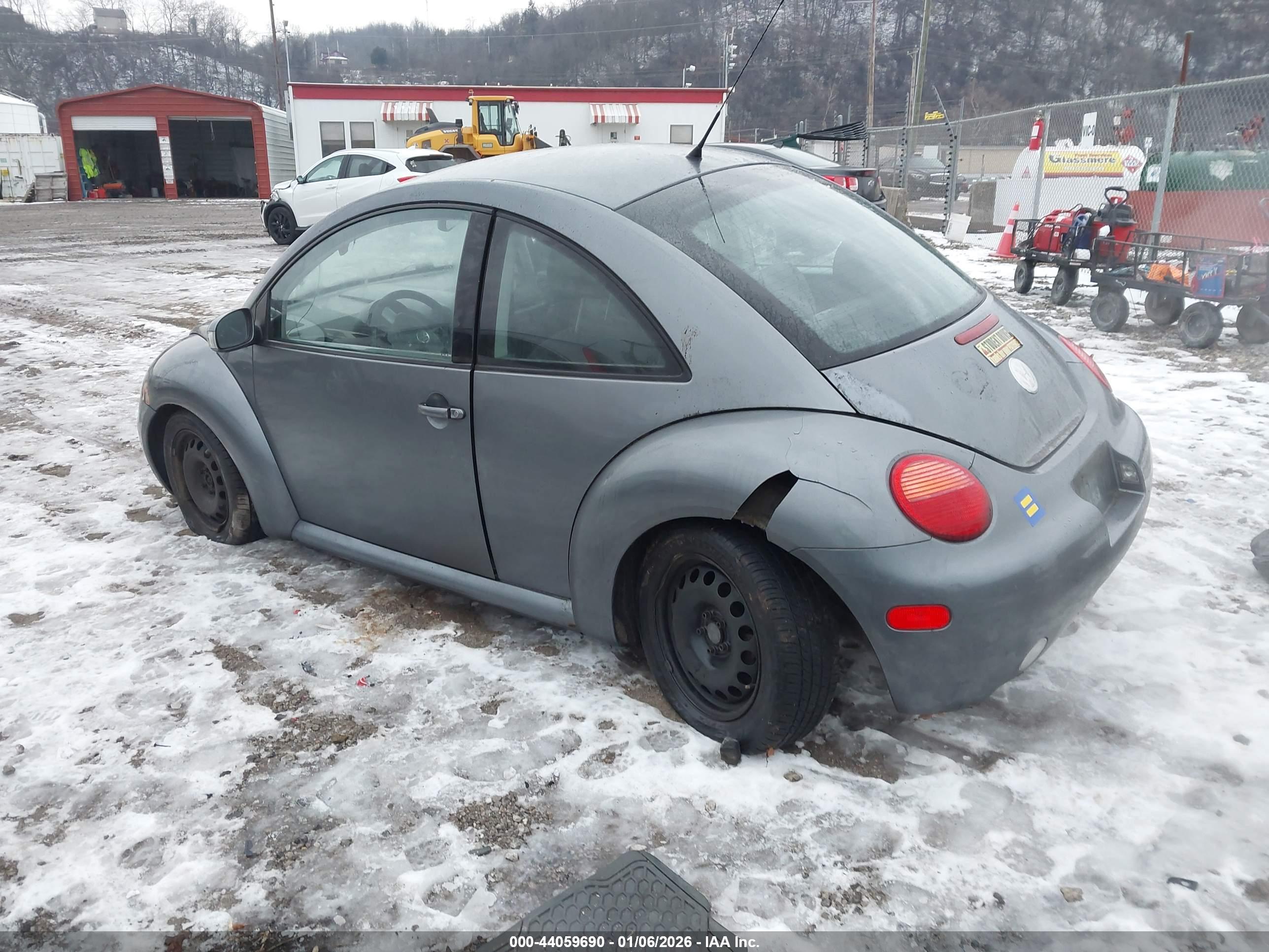 VOLKSWAGEN NEW image 3
