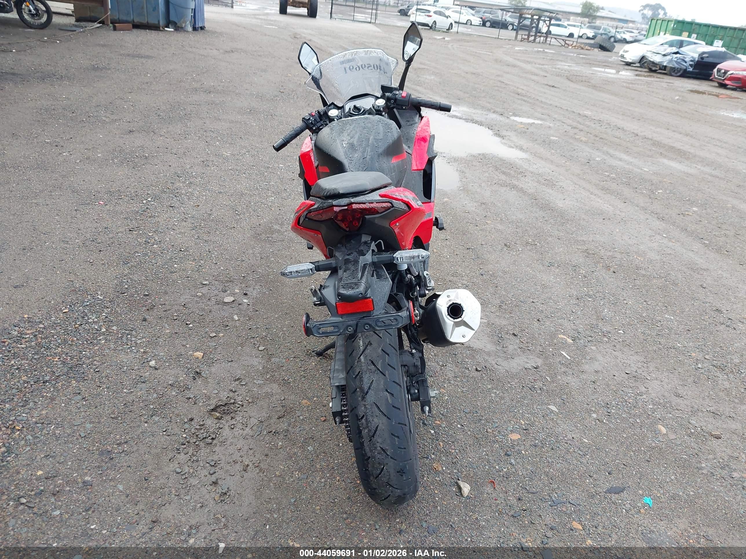 KAWASAKI EX500 image 6