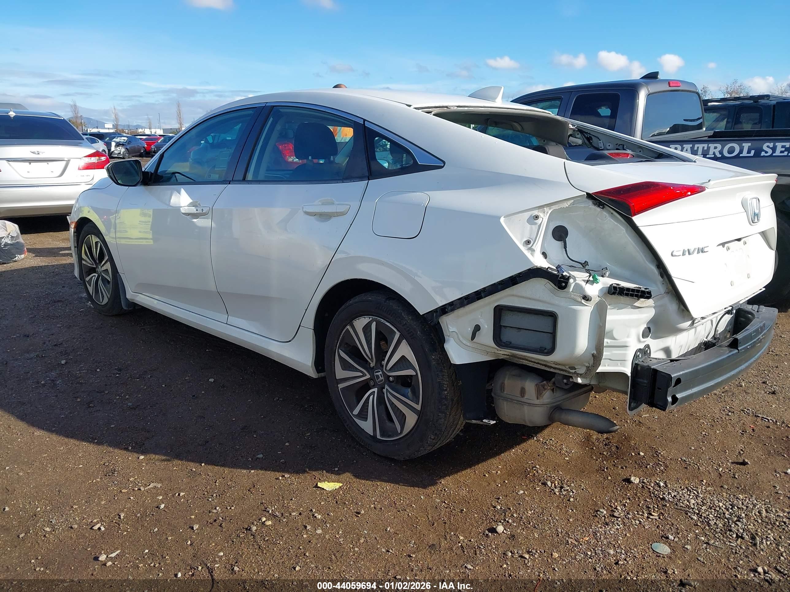 HONDA CIVIC image 3
