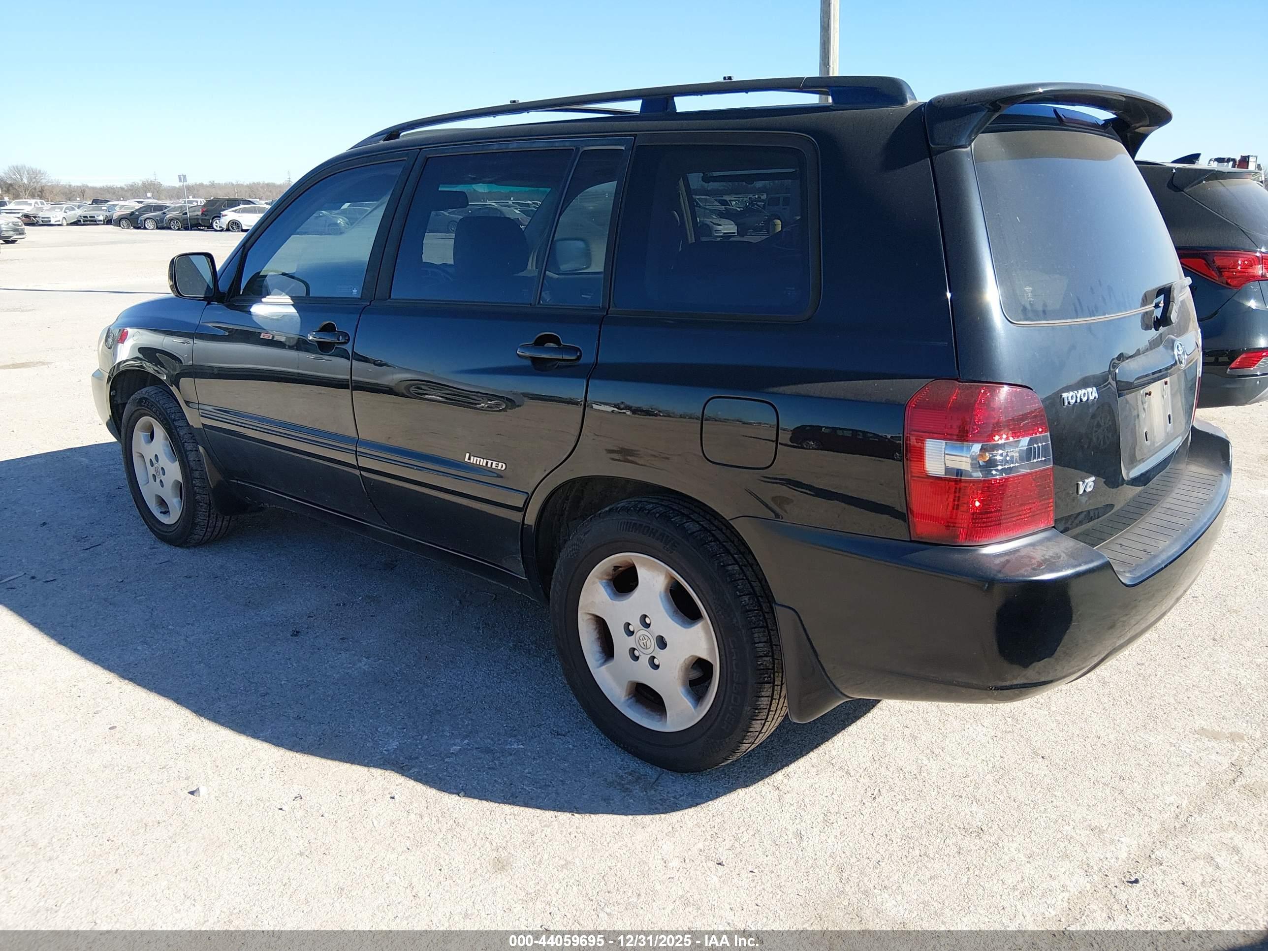 TOYOTA HIGHLANDER image 3