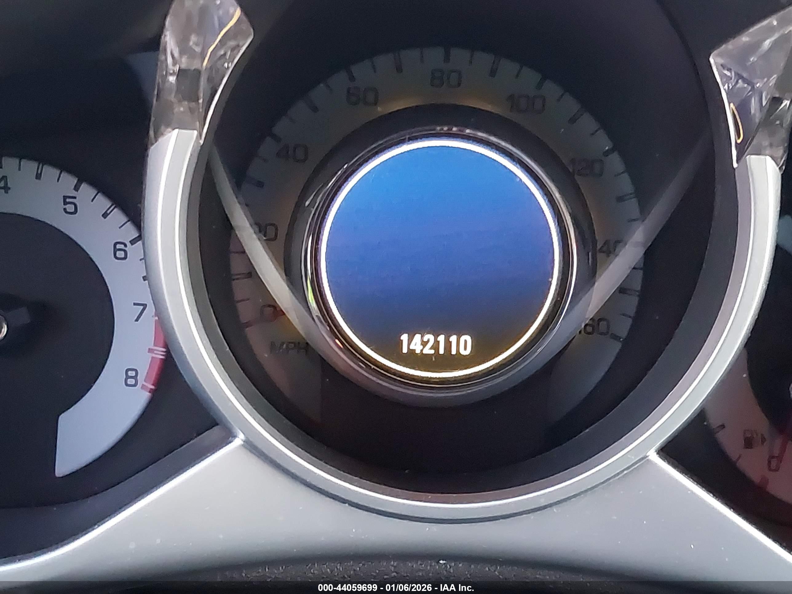 CADILLAC SRX image 7
